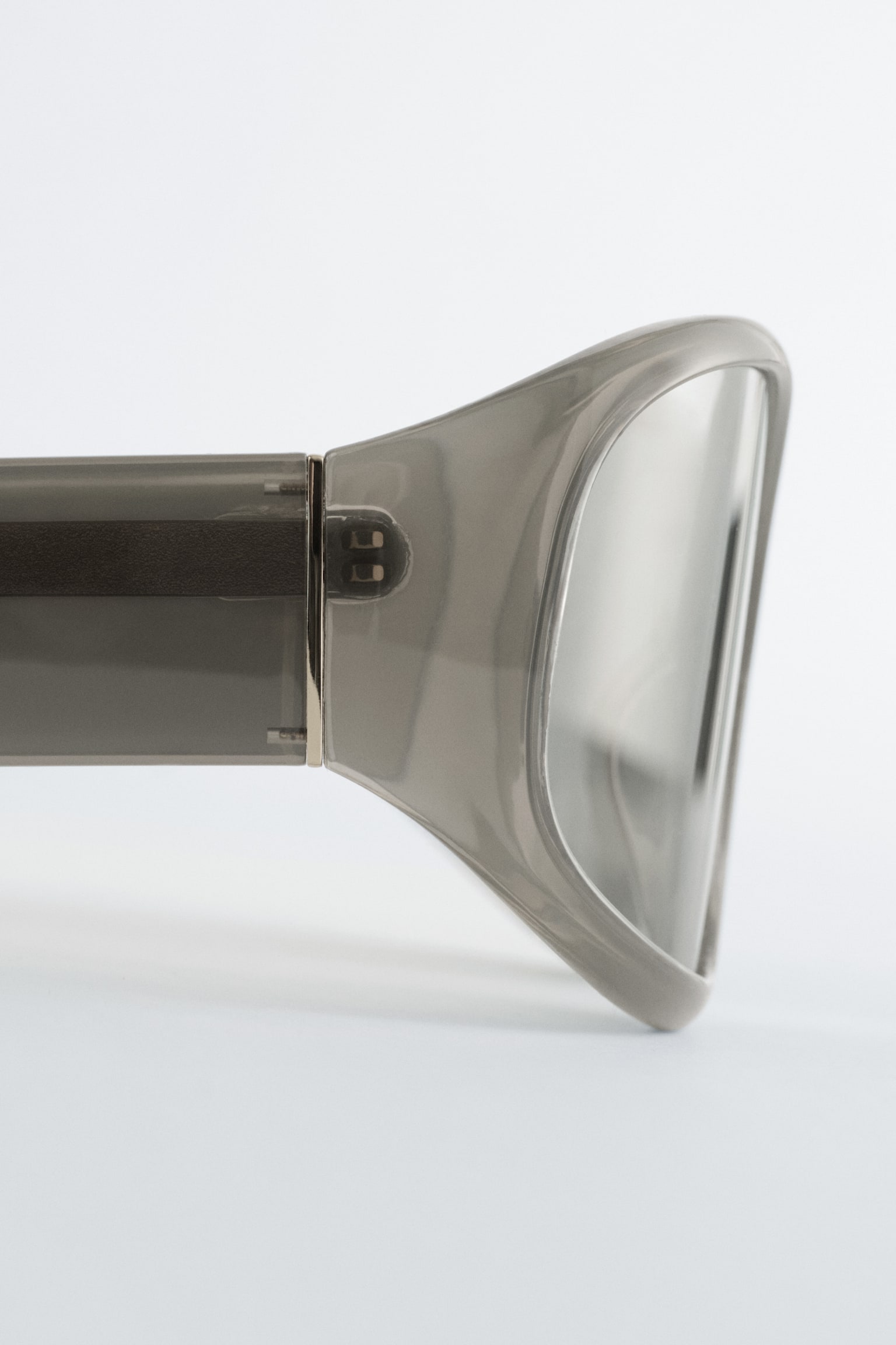 Ovale Sonnenbrille mit Oversized-Rahmen - Grau/Schwarz/Hellrosa - 6