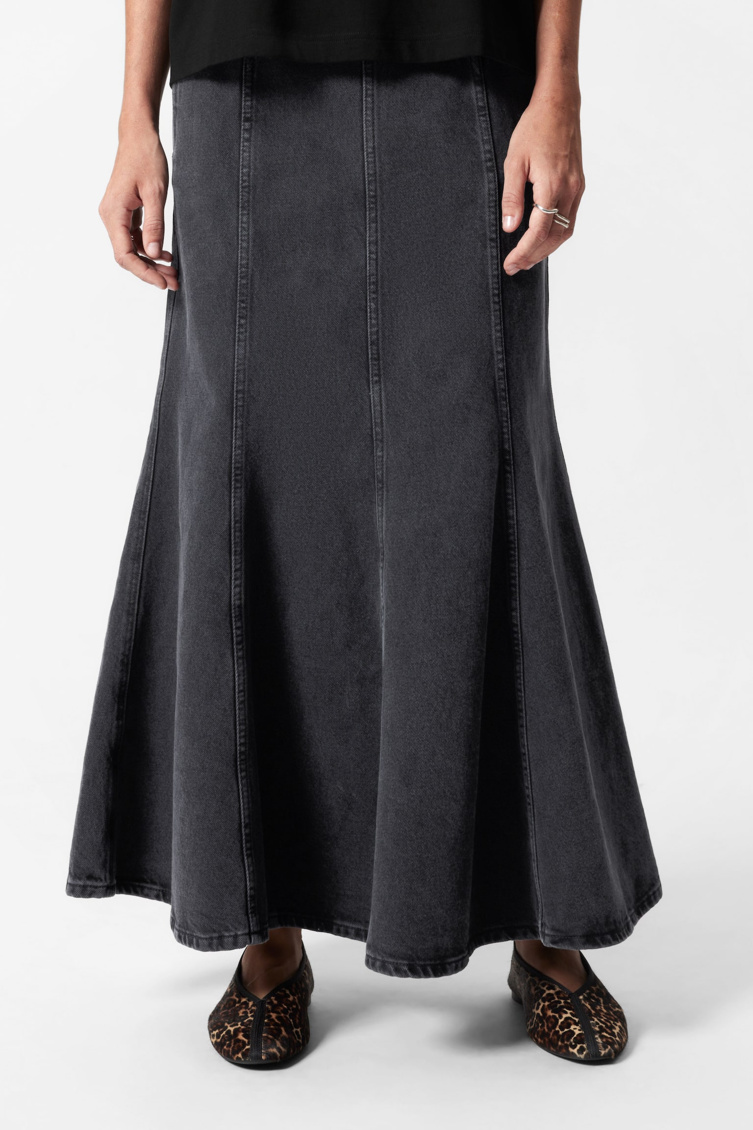 Pleated Denim Maxi Skirt - Black - 6