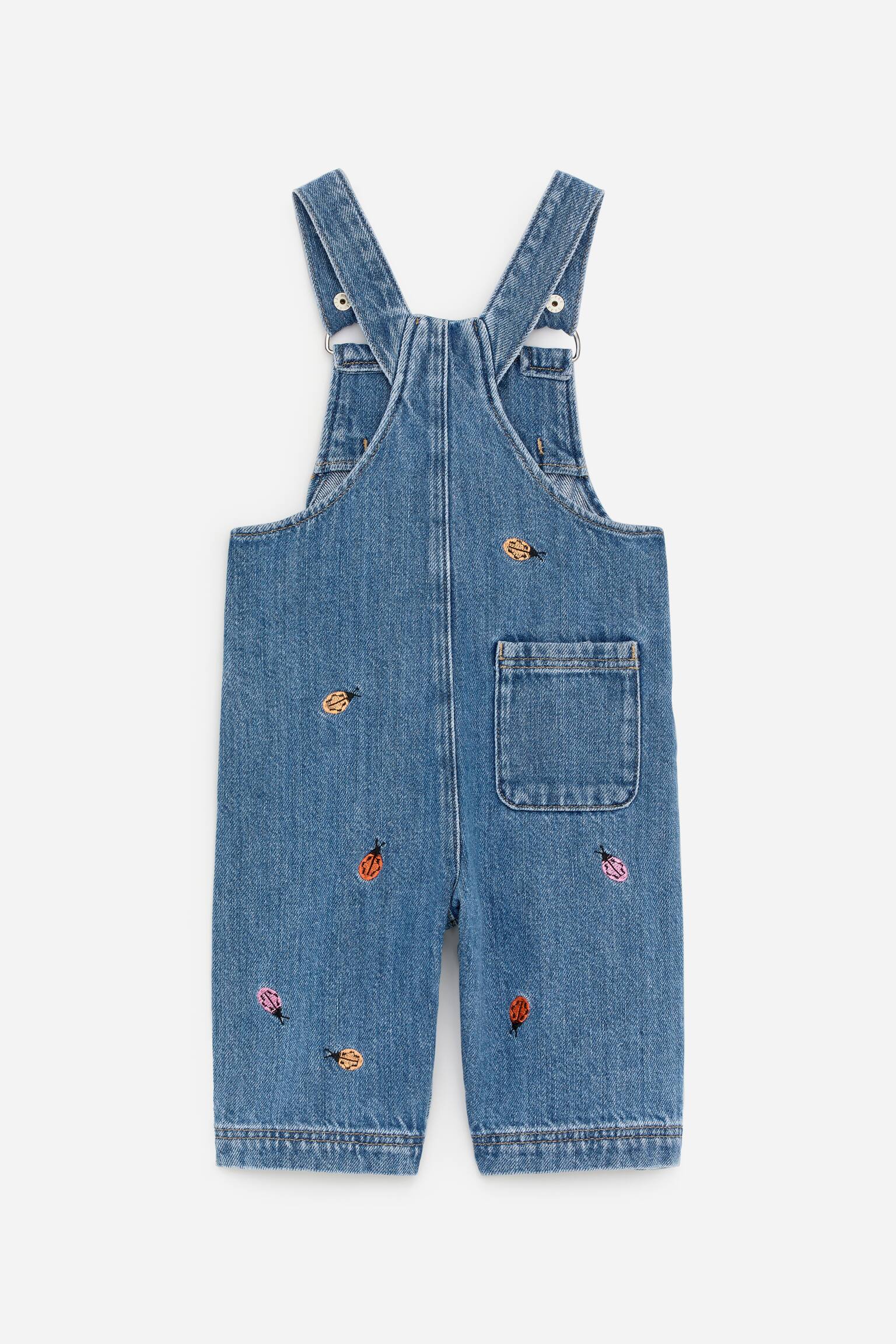 Kirjailtu denimhaalari - Sininen/leppäkertut - 3