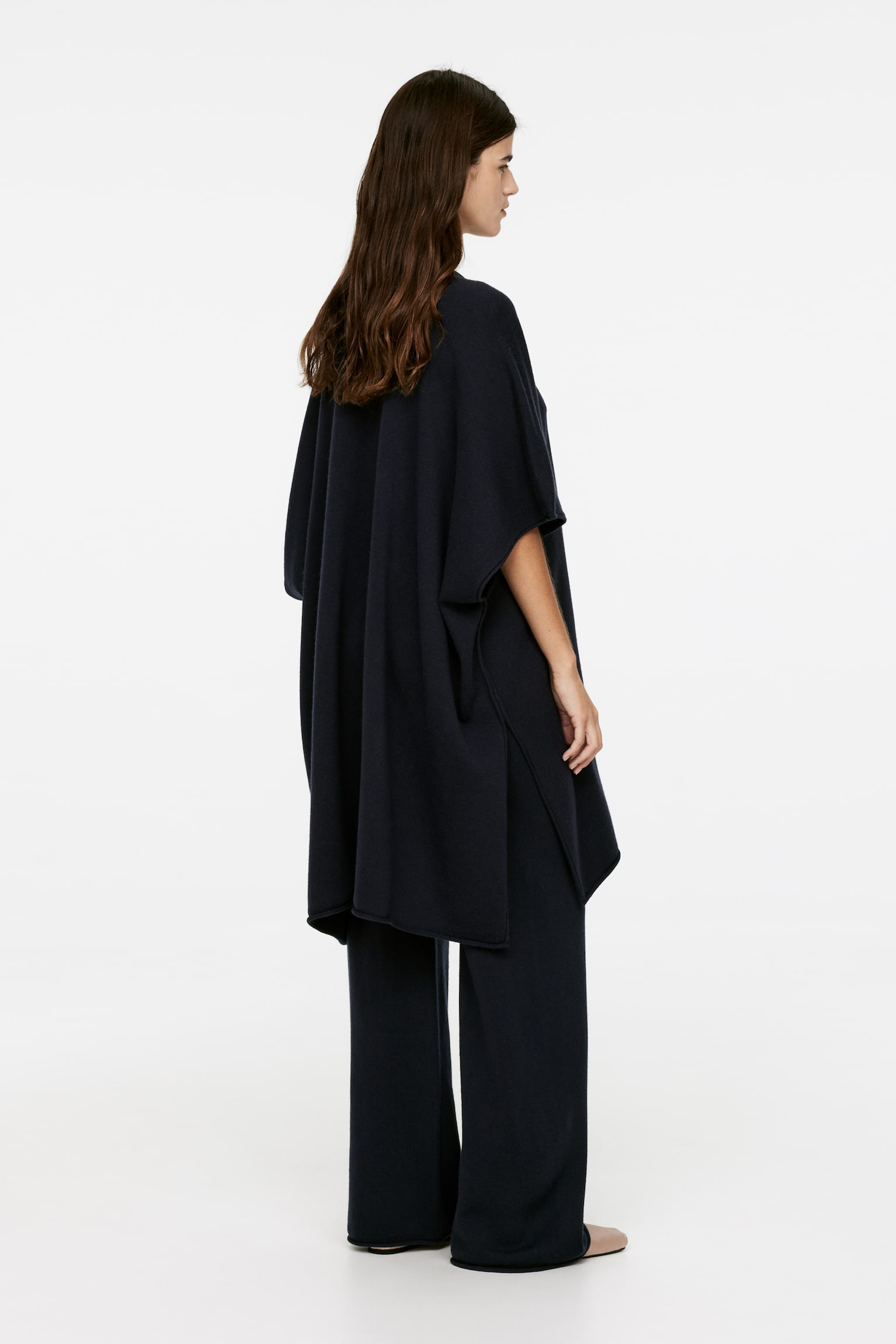 U-Neck Wool Cape - Dark Blue/Off White - 4