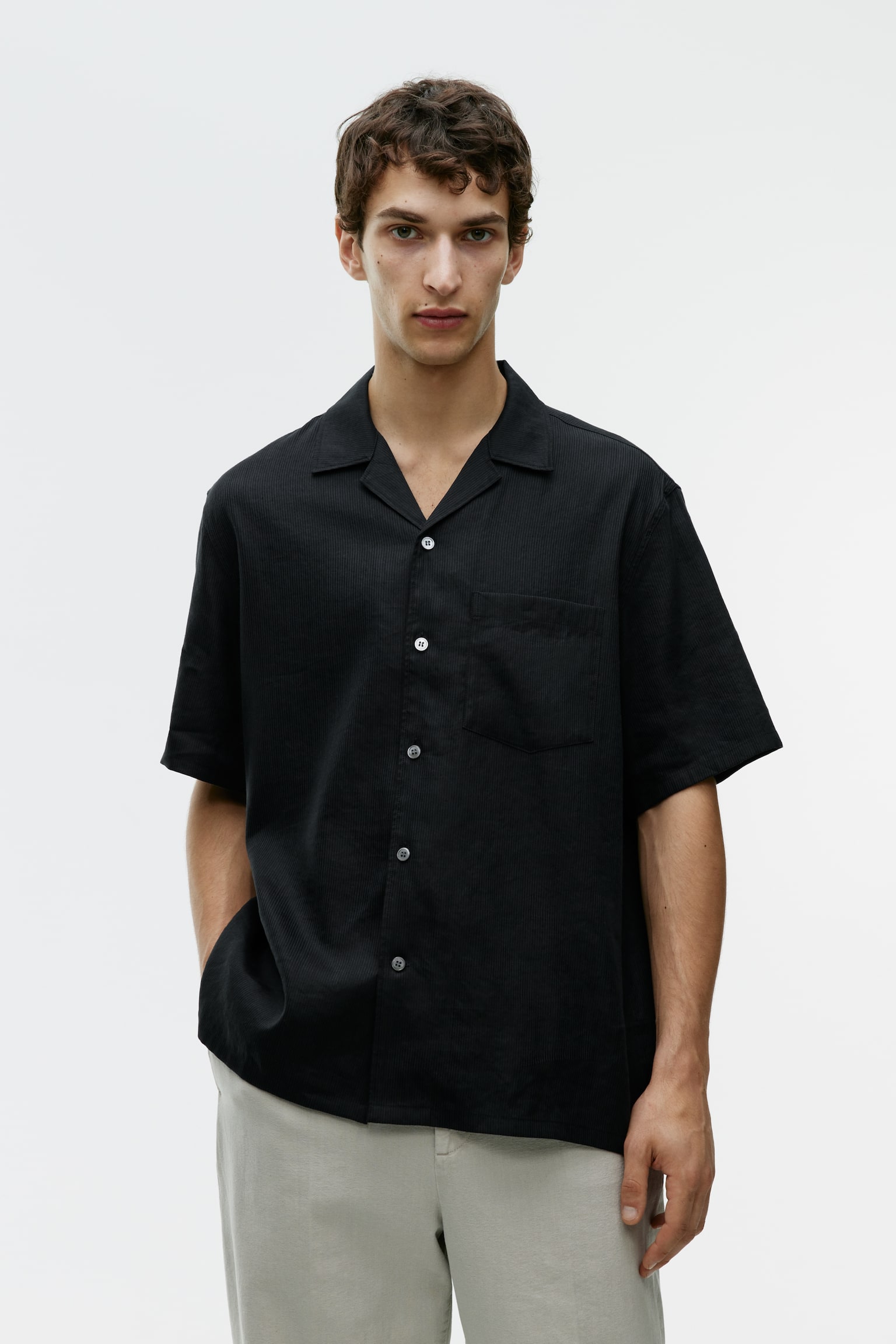 Drapy Linen-Blend Shirt - Black - 2