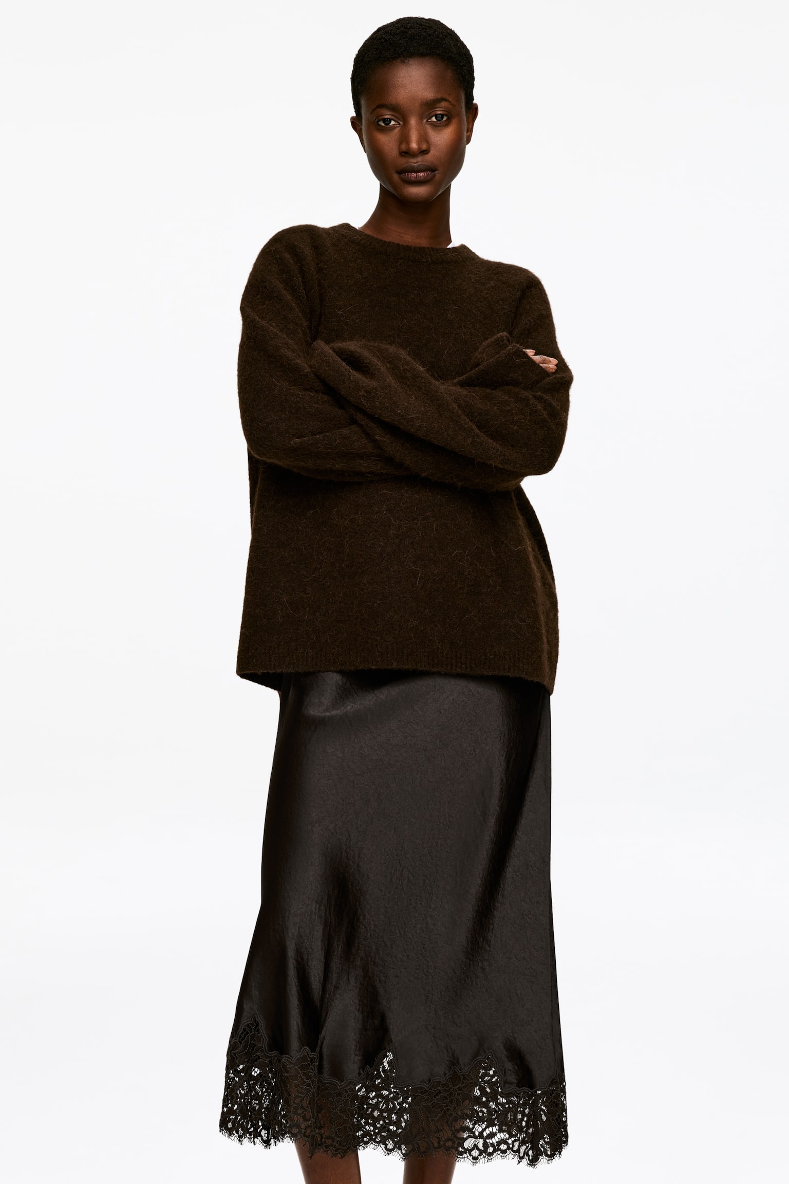 Satinrock mit Spitze - Dunkelbraun - 3