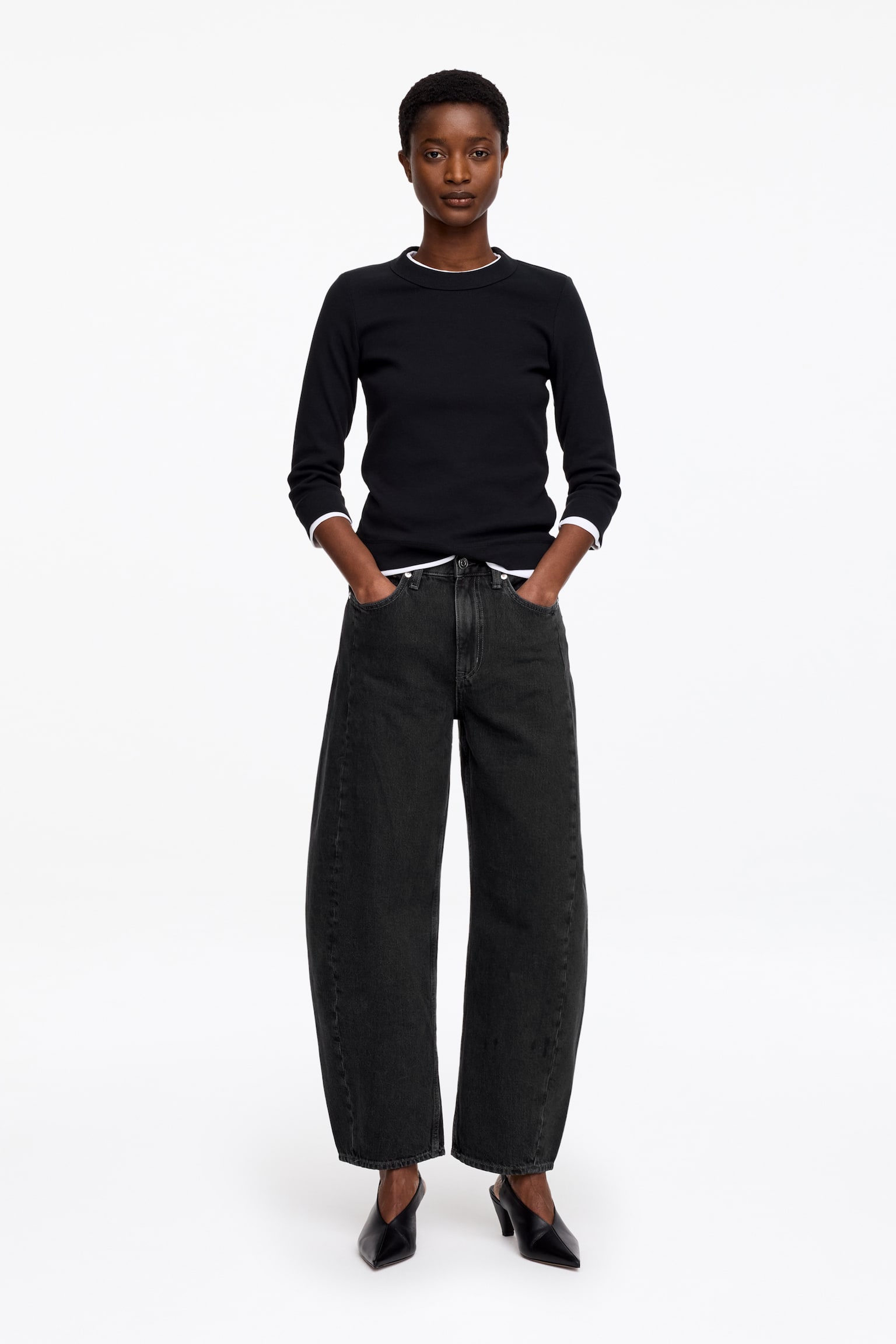 BLOOM Barrel Jeans - Schwarz/Blau/Cremeweiß/Mittelblau/Schwarz/Weiß - 1