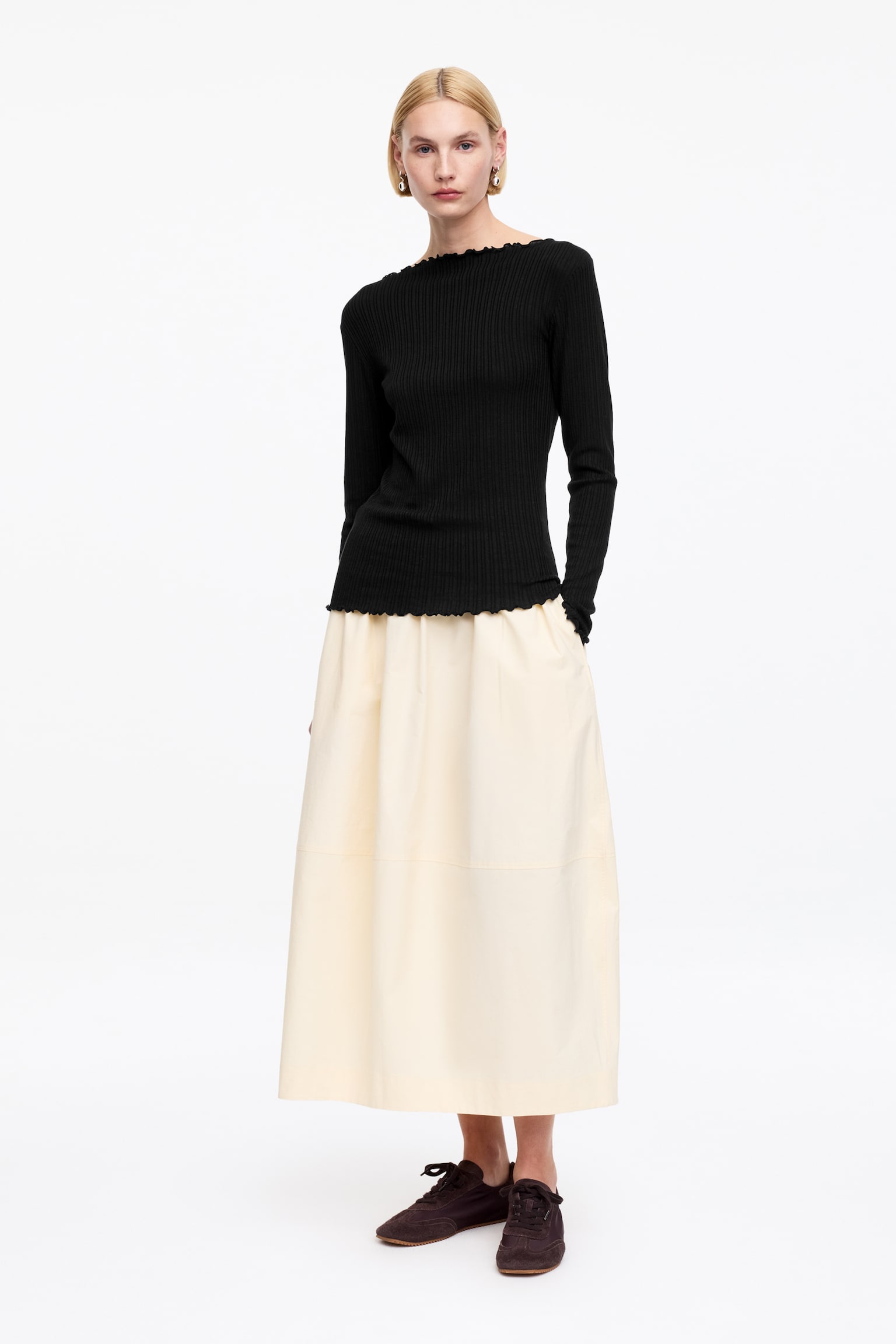 Topp med båtringning - Svart/Off-white - 3