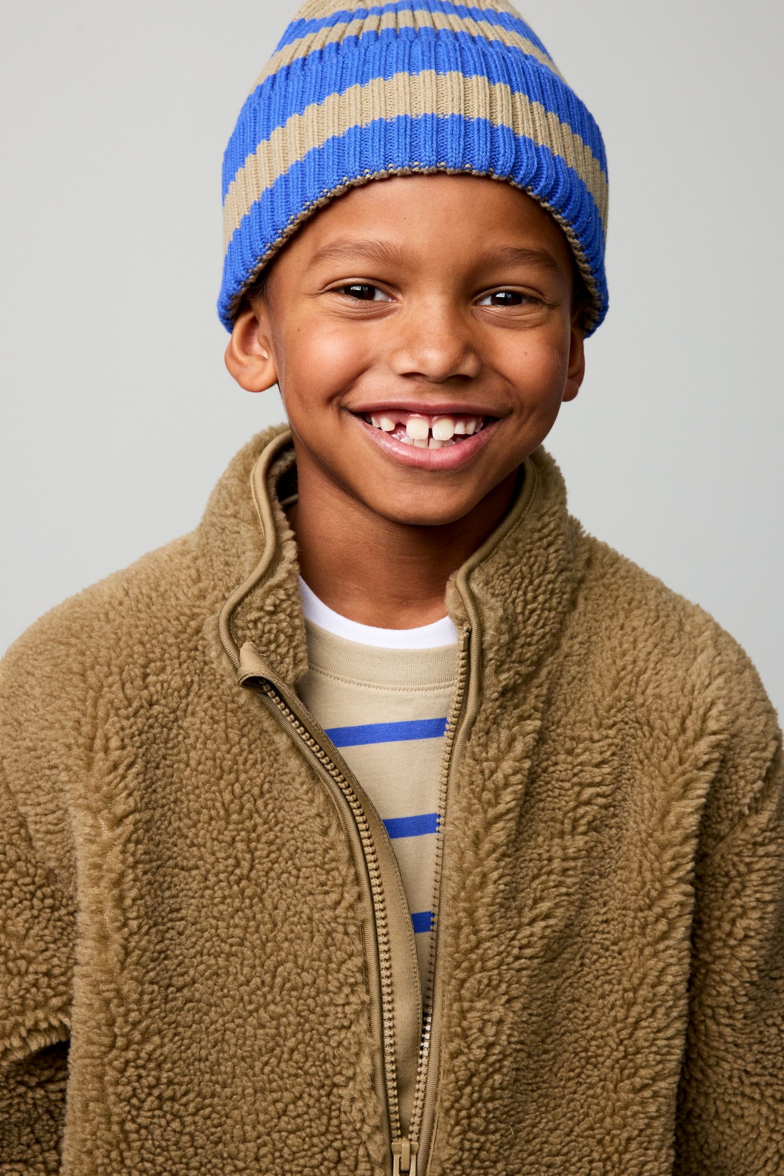 Rippstrickmütze - Blau/Khakigrün/Blau/Burgunderrot/Orange/Rosa/Rosa/Grün/Lila/Knallrot/Beige - 2