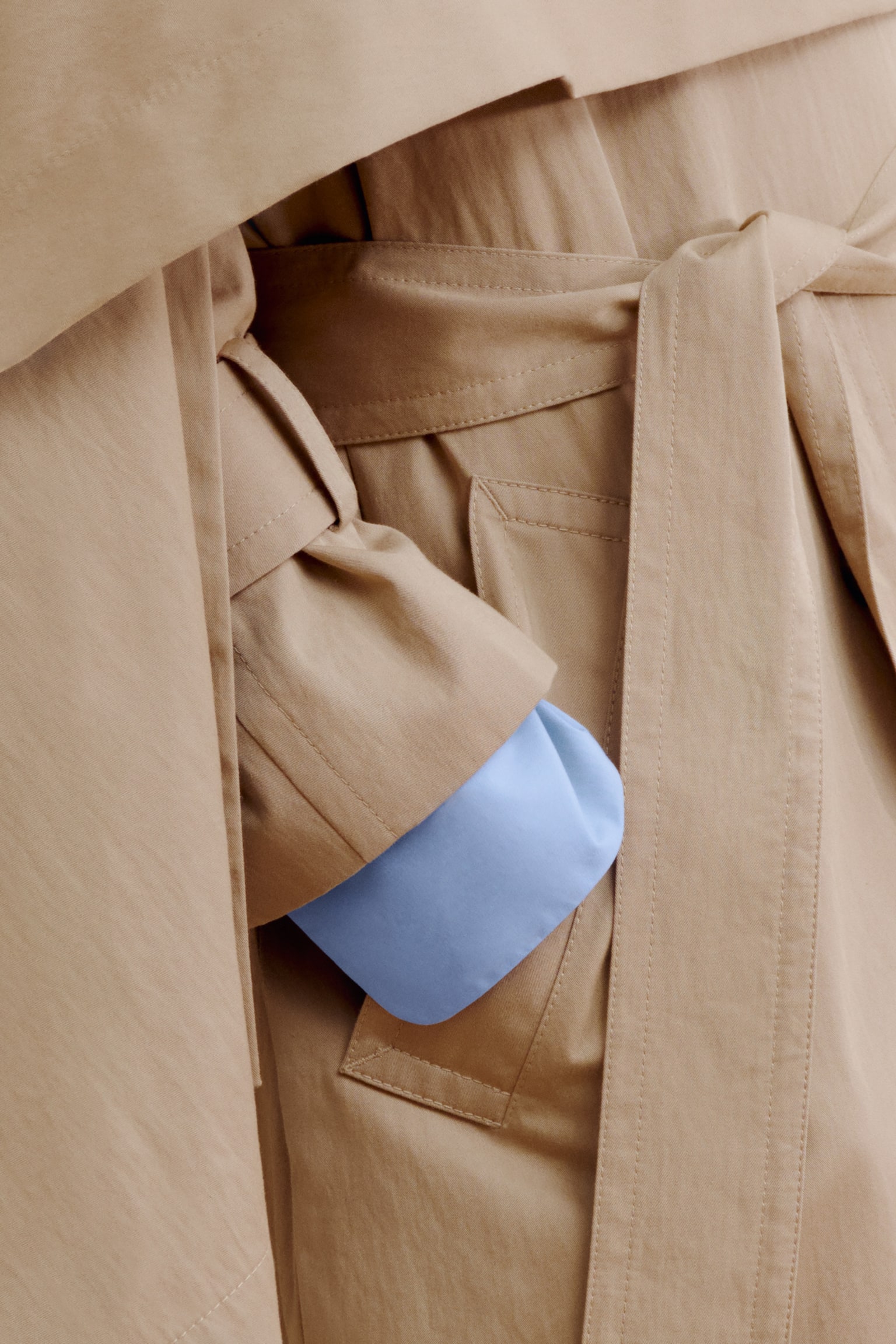 Trenchcoat med tørklæde - Beige - 7