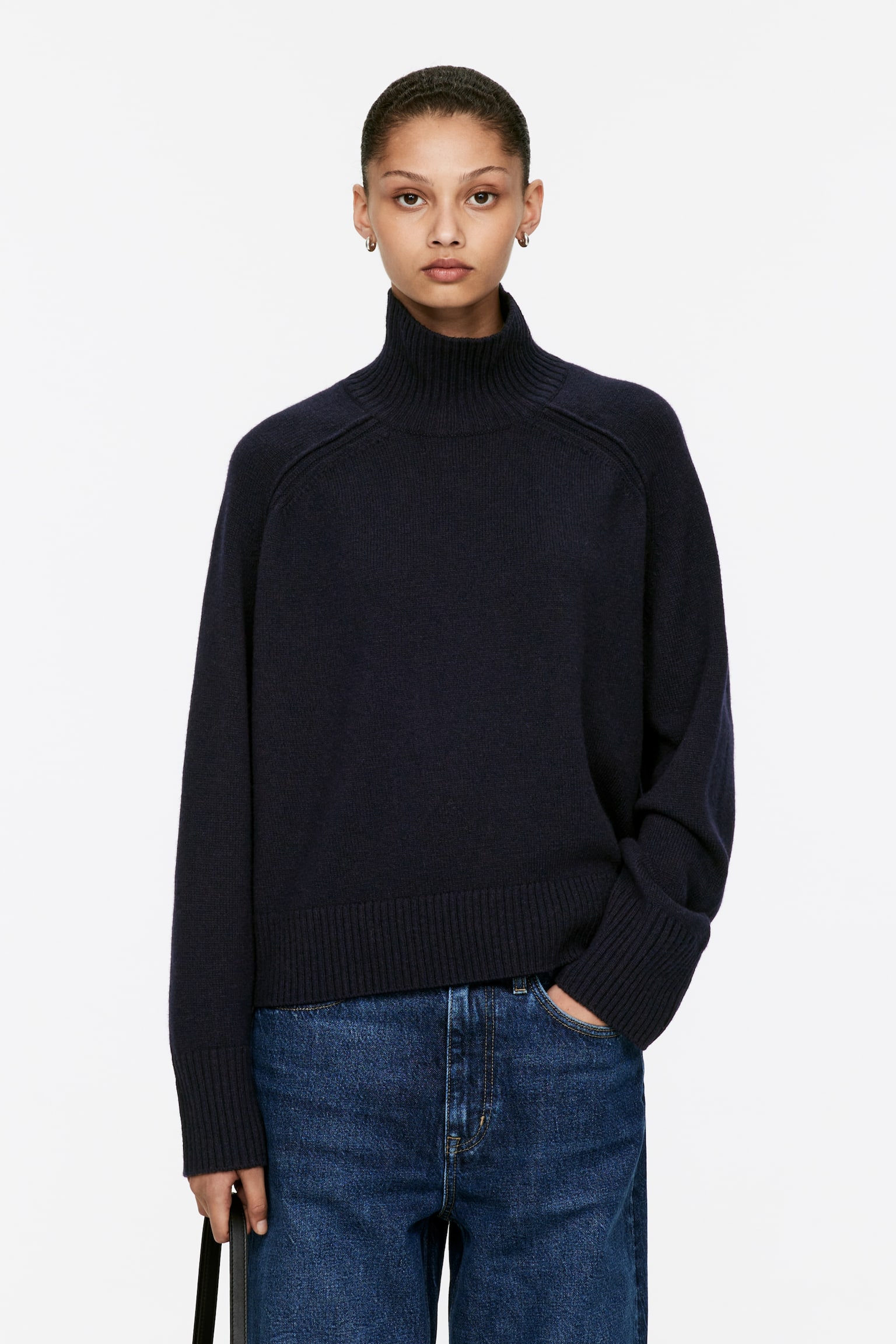 Roll-Neck Wool Jumper - Dark Blue/Khaki Green