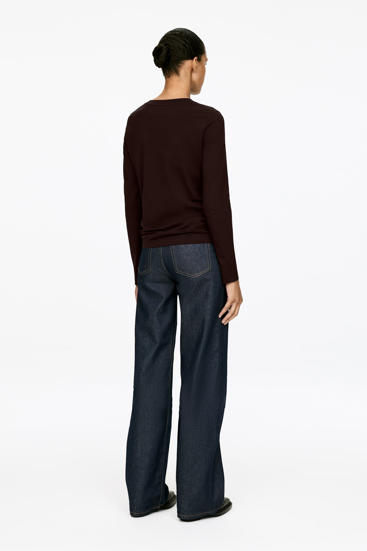 IRIS Charakteristisches Langarm-T-Shirt - Braun/Weiß/Schwarz/Grau/Knallblau/Weiß/Cremeweiß/Cremeweiß/Schwarz/Rosa/Cremeweiß/Rostrot - 6