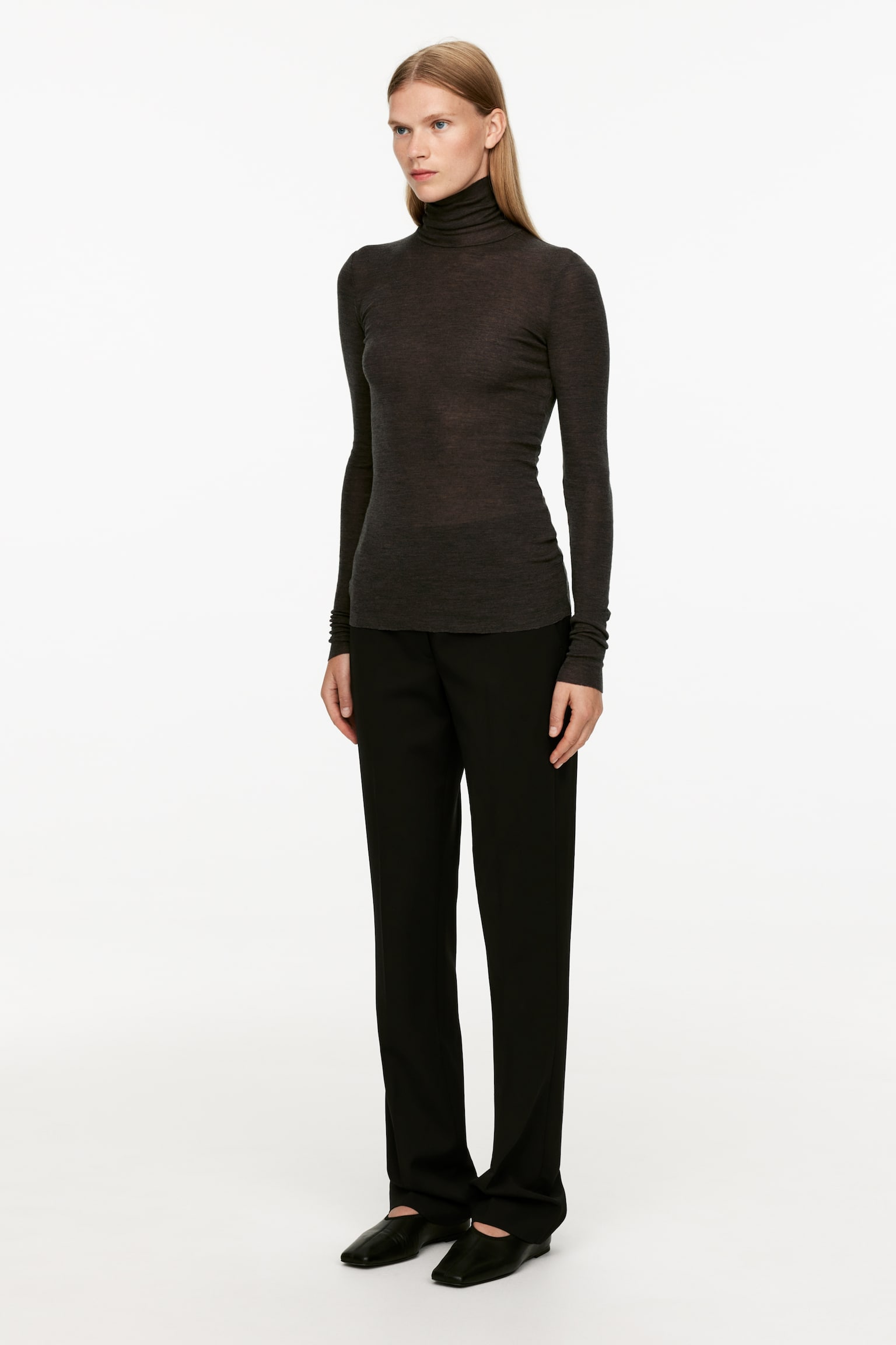 Roll-Neck Wool Top - Dark Brown/Beige/Dark Blue/Brown/Dark Grey/Black/Lilac - 3