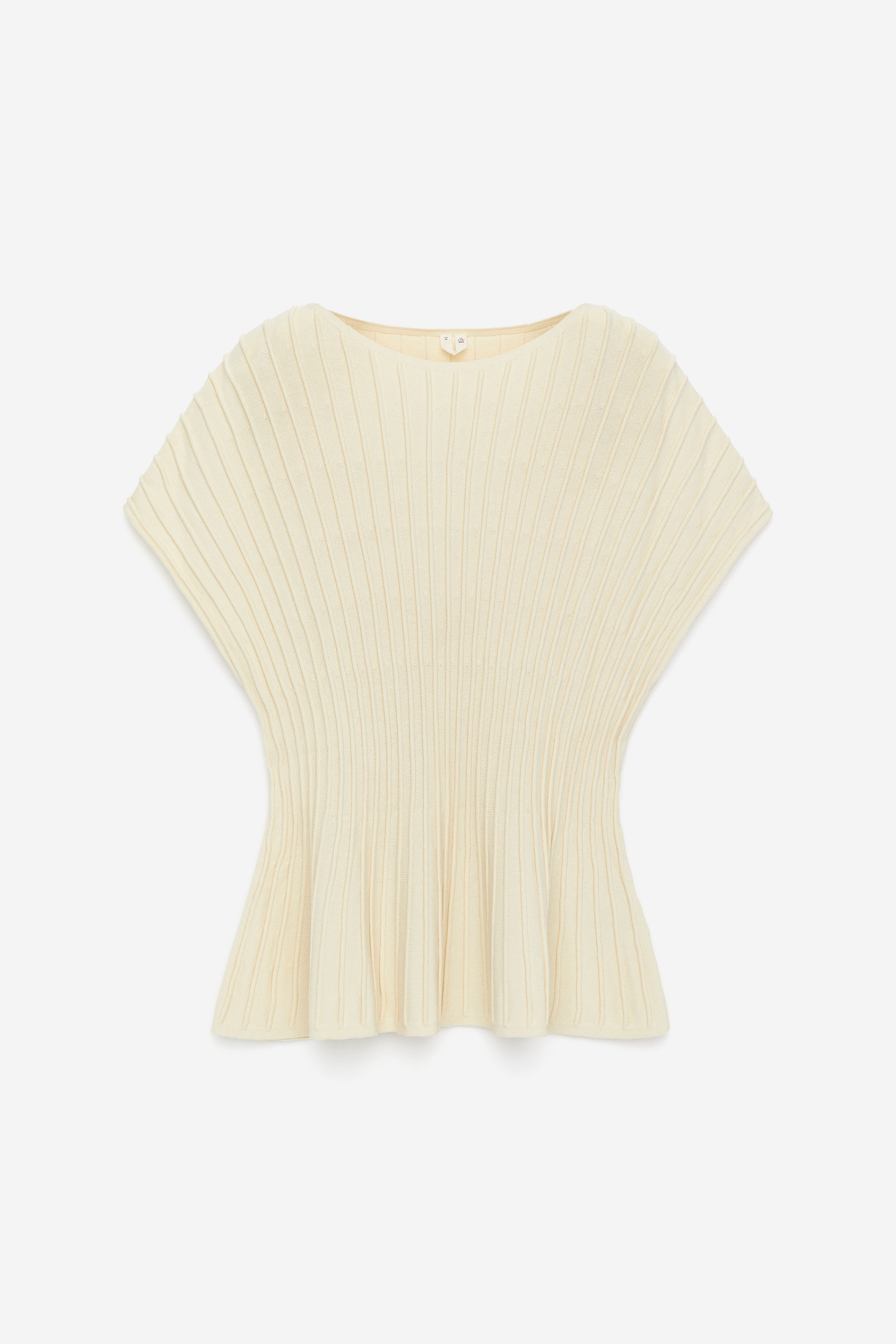 Top z baskinką z cienkiej dzianiny - Złamana biel