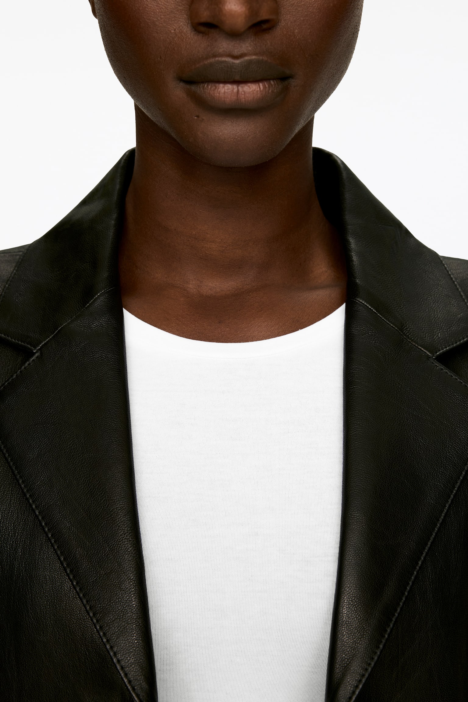 LUNA körpernahes T-Shirt - Weiß/Khaki - 5