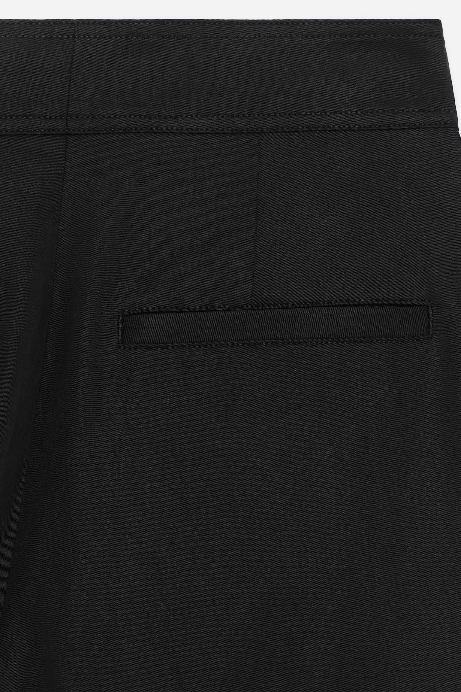 Elegante Hose im Wickeldesign - Schwarz/Cremeweiß - 5