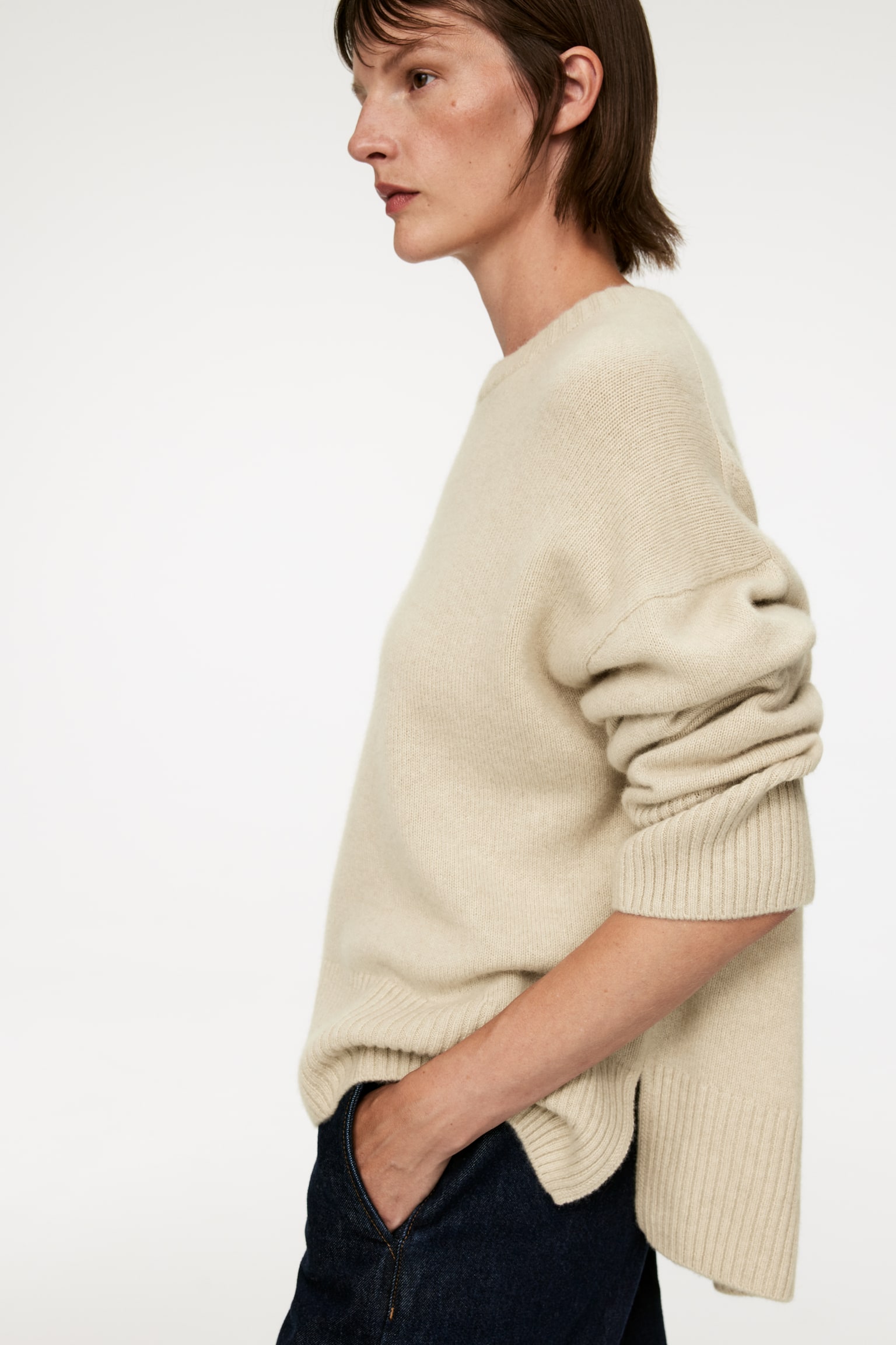 Relaxed Cashmere-Wool Jumper - Beige/Black/Pink - 4