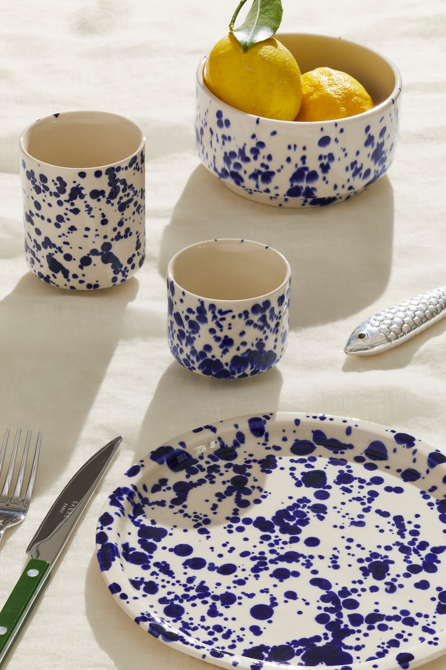 Steinguttassen im 2er-Set - Blau/Weiß/Pink Splash/cremeweiß/blaue Spritzer - 3