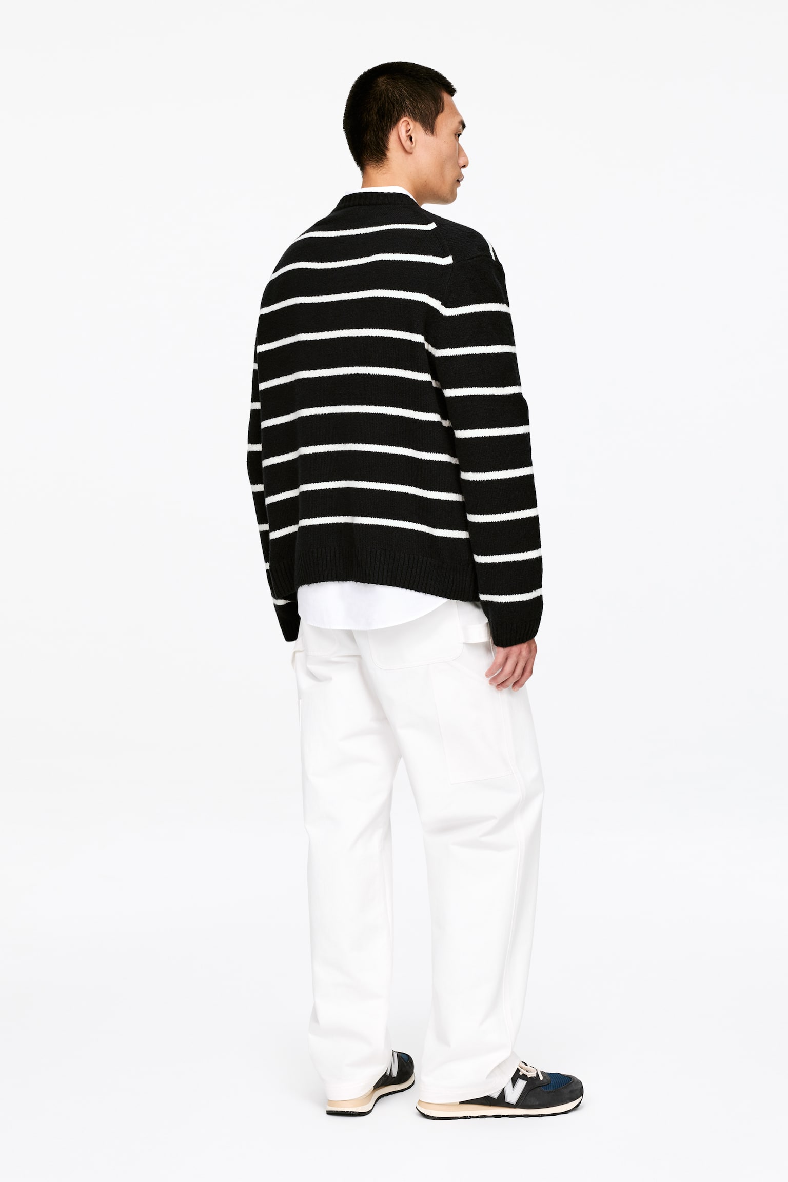 Lockerer Pullover aus Baumwollmischgewebe - Schwarz/Weiß/Cremeweiß/Rot - 3