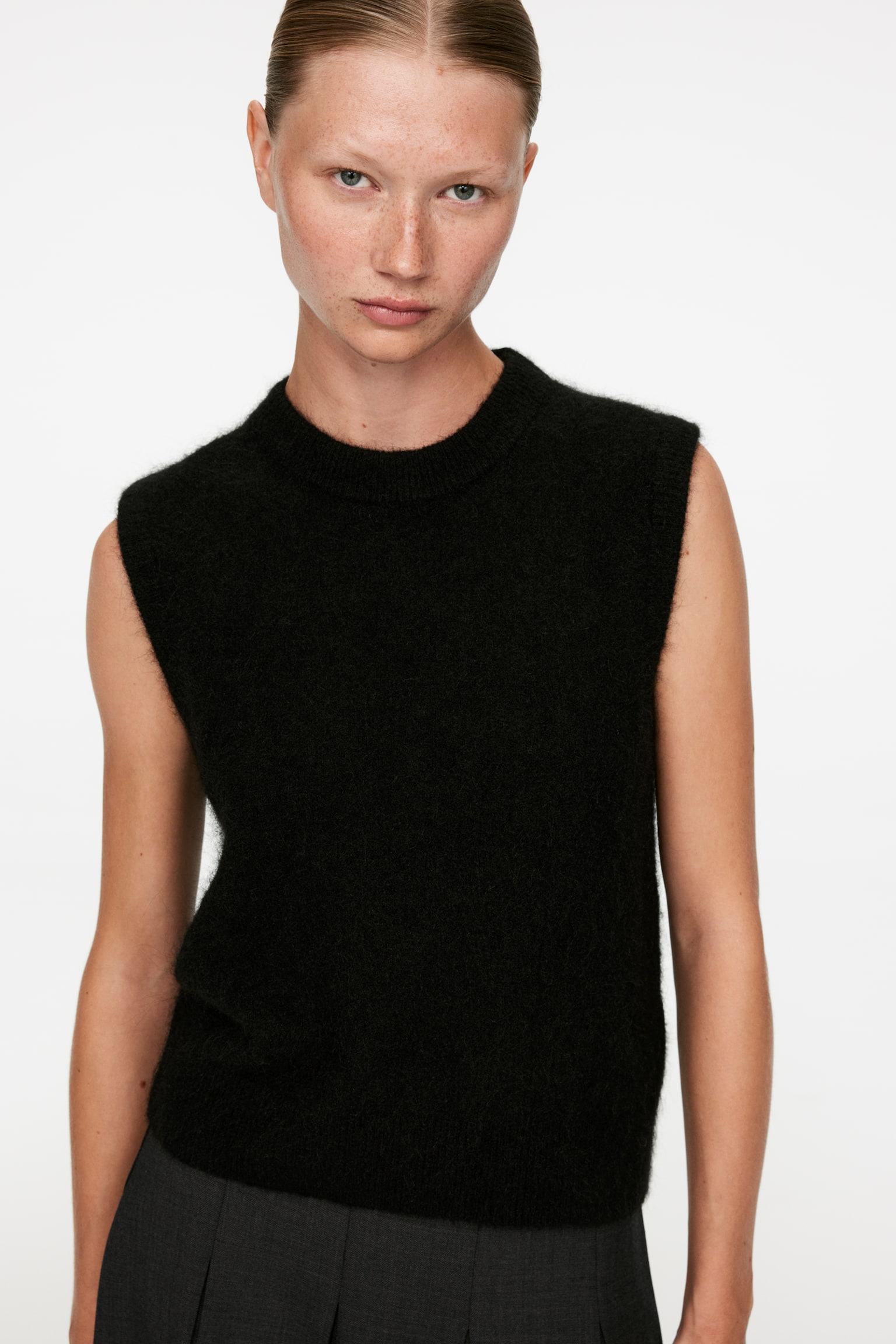 Alpaca-Wool Blend Vest - Black/White/Black - 5