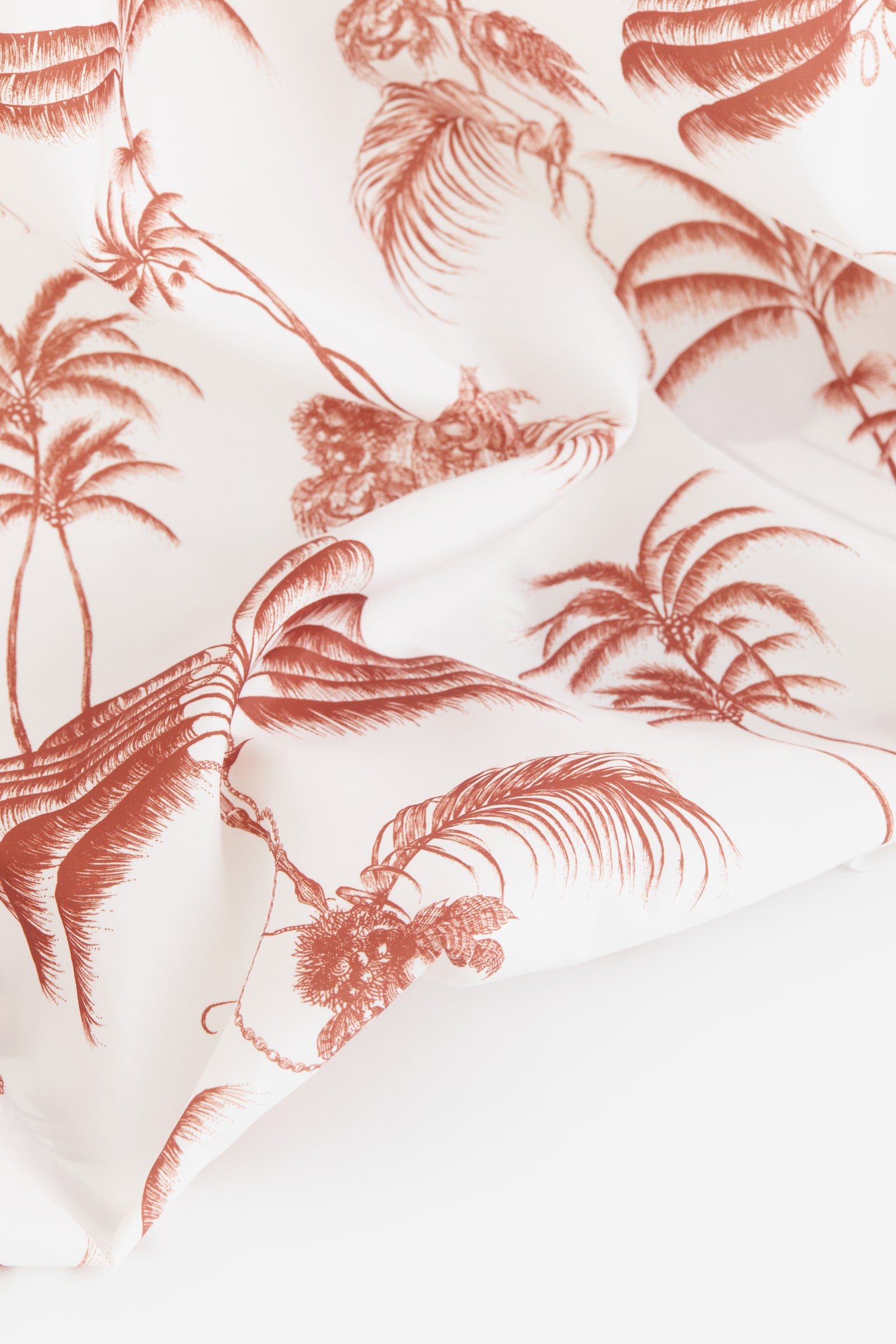 Printed shower curtain - Rust red/Palm trees/Light green/Palm trees - 2