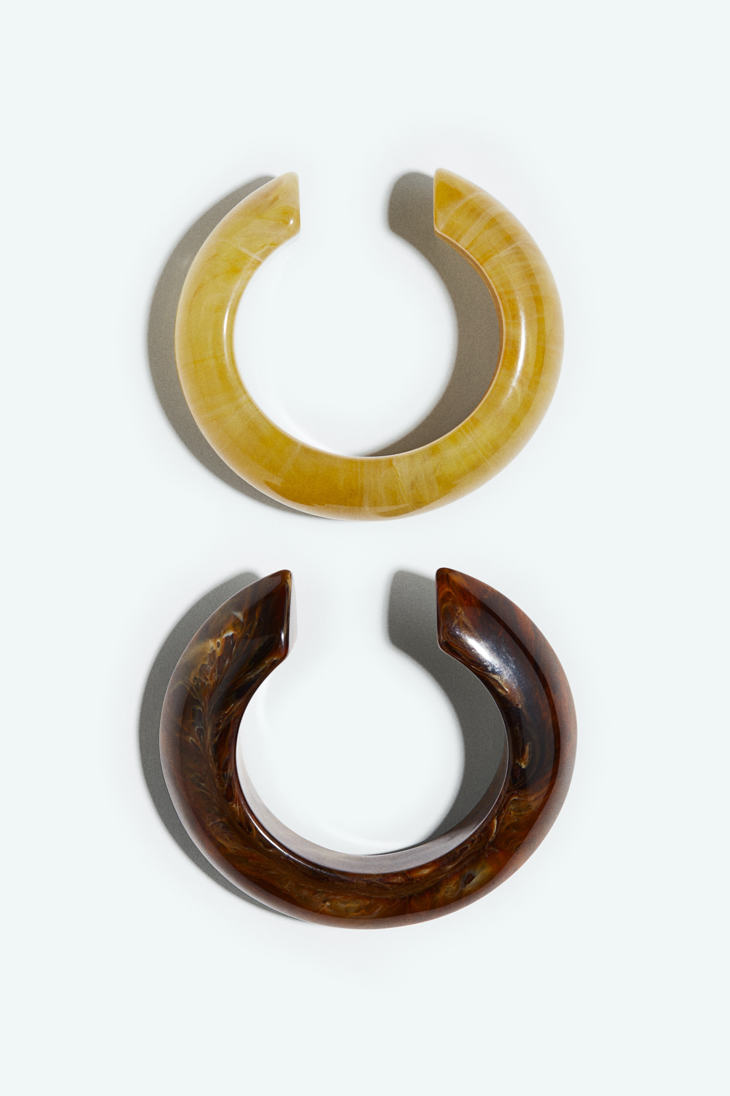 2 kpl cuff-rannekoruja-Tummanruskea/Keltainen