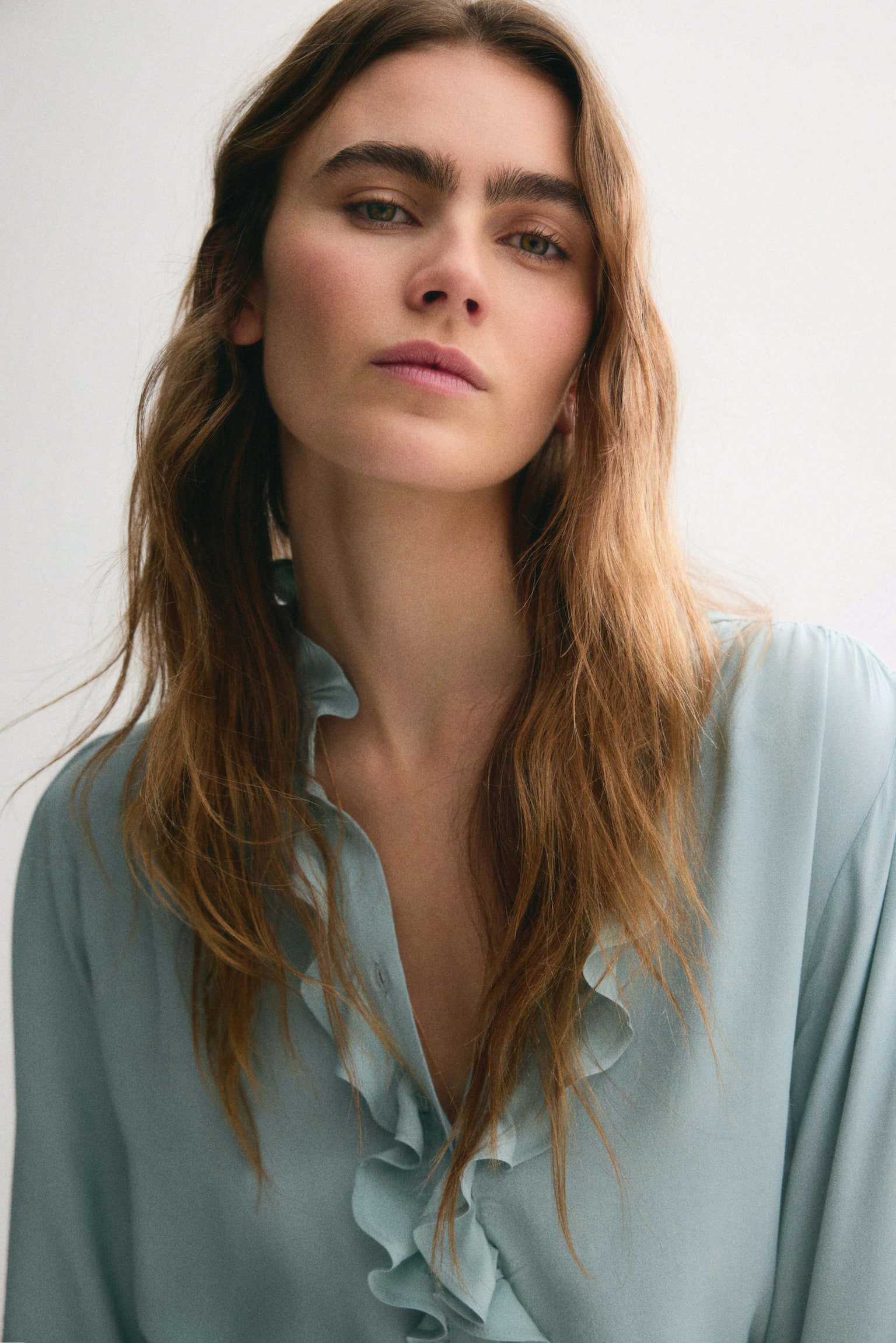 Frill-collared viscose blouse - Light turquoise/White - 5