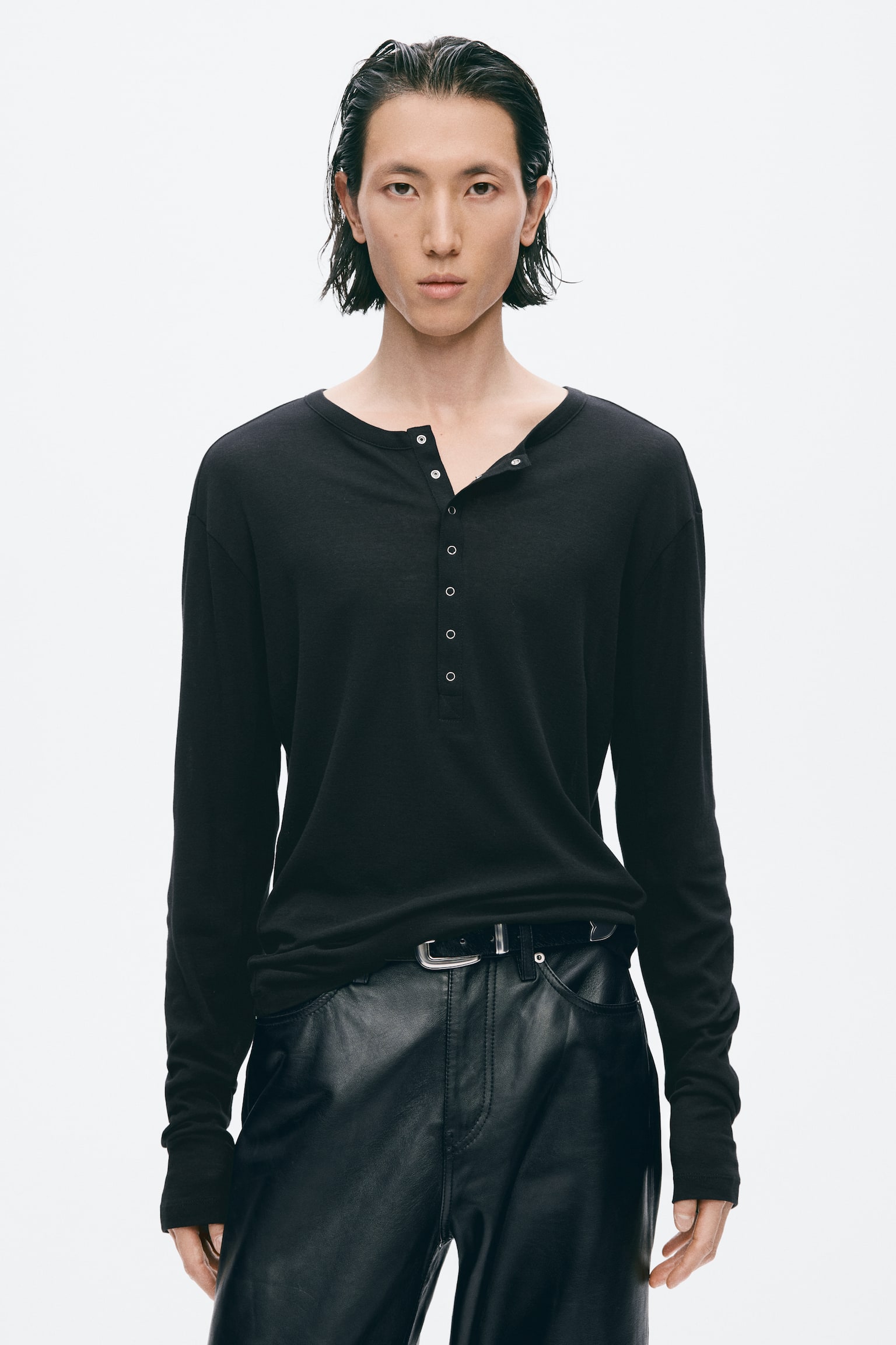 Мужская рубашка H&M Slim-Fit Cotton Henley, цвет: Чёрный — фото 4