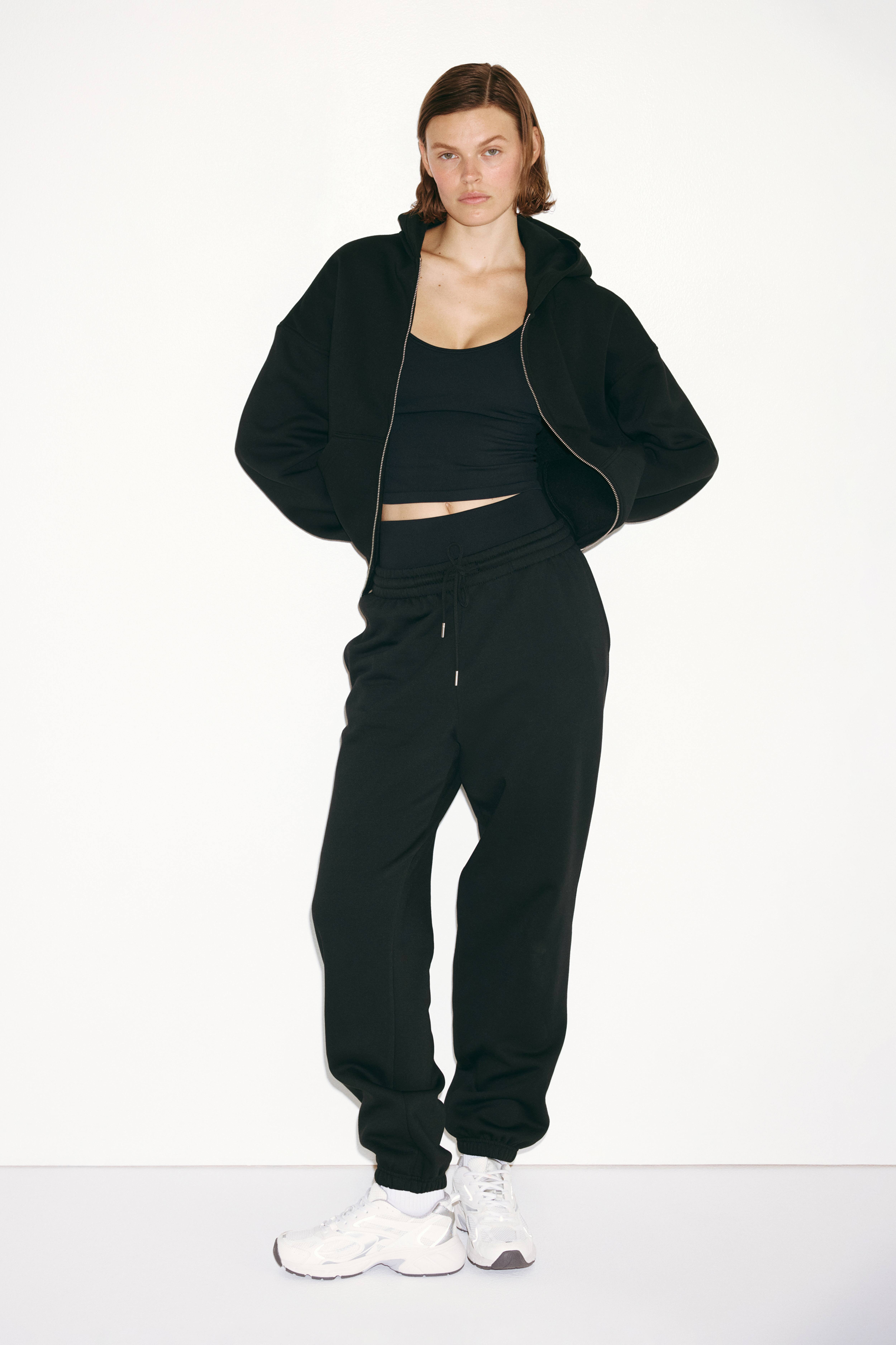 Seamless Sports Top with DryMove™