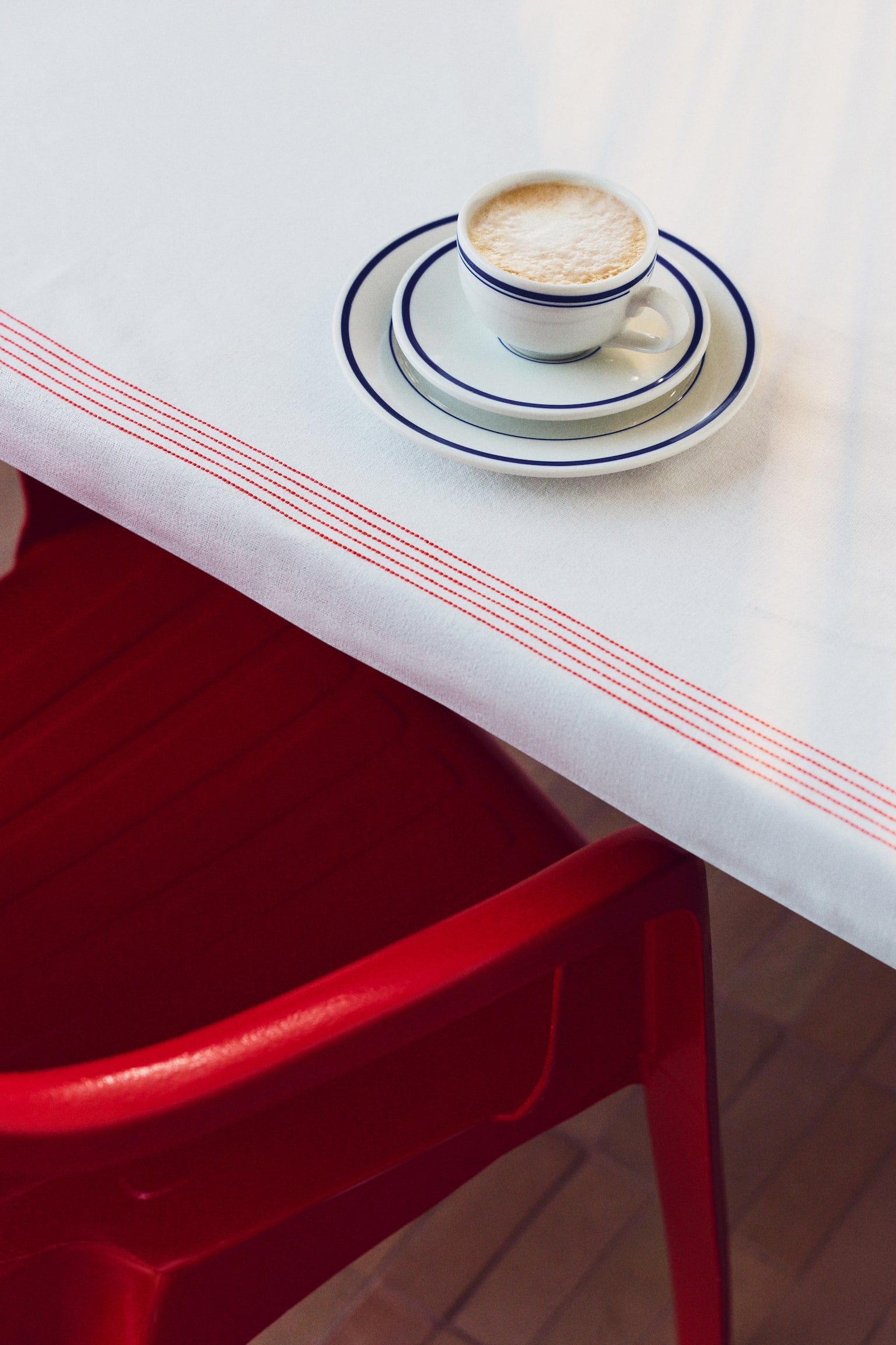 2-pack cappuccino cup and saucer - White/Blue/White/Black/White/Red - 2
