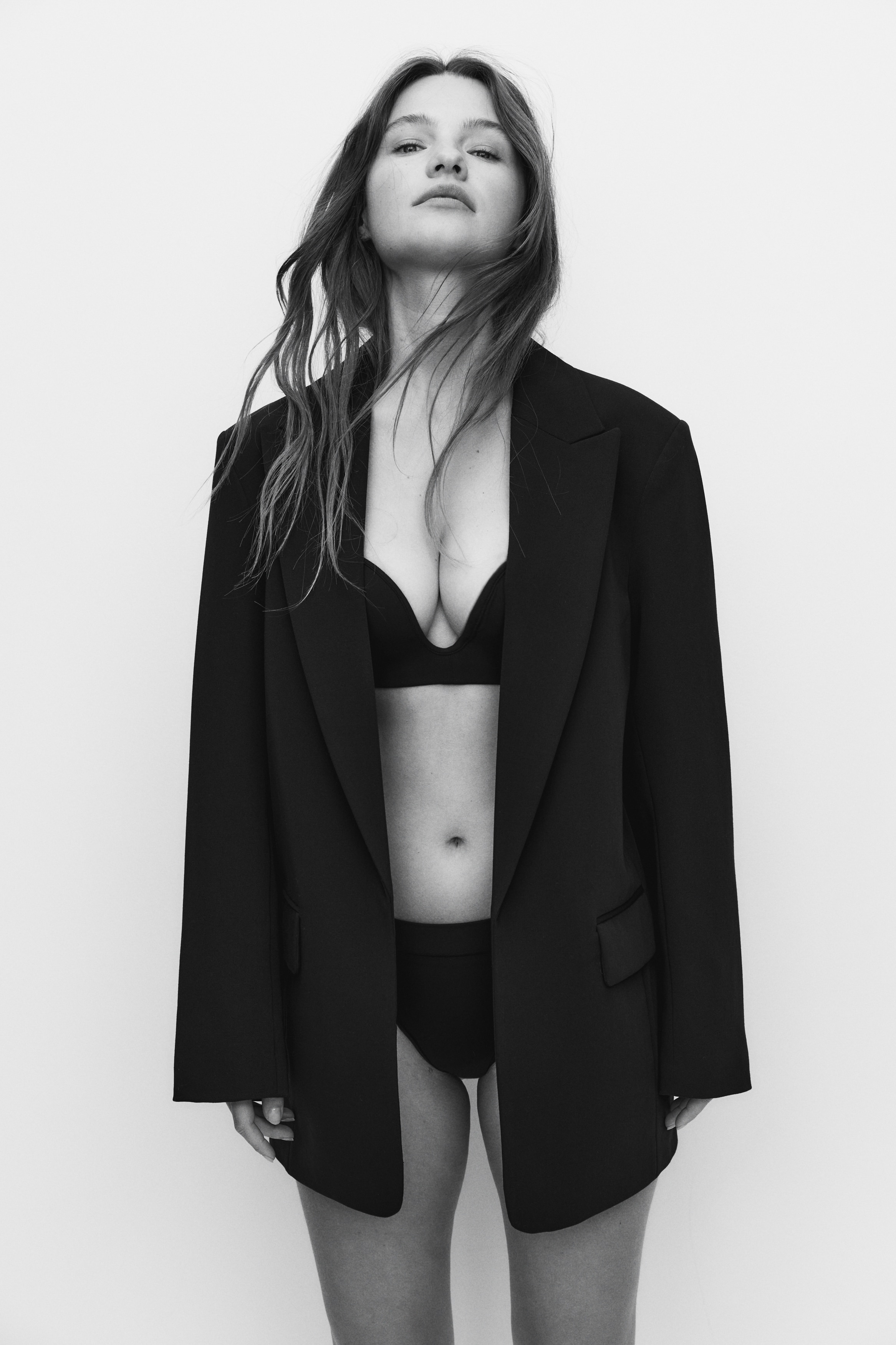 Wireless Microfibre Push Up Bra - Black/Dusty rose