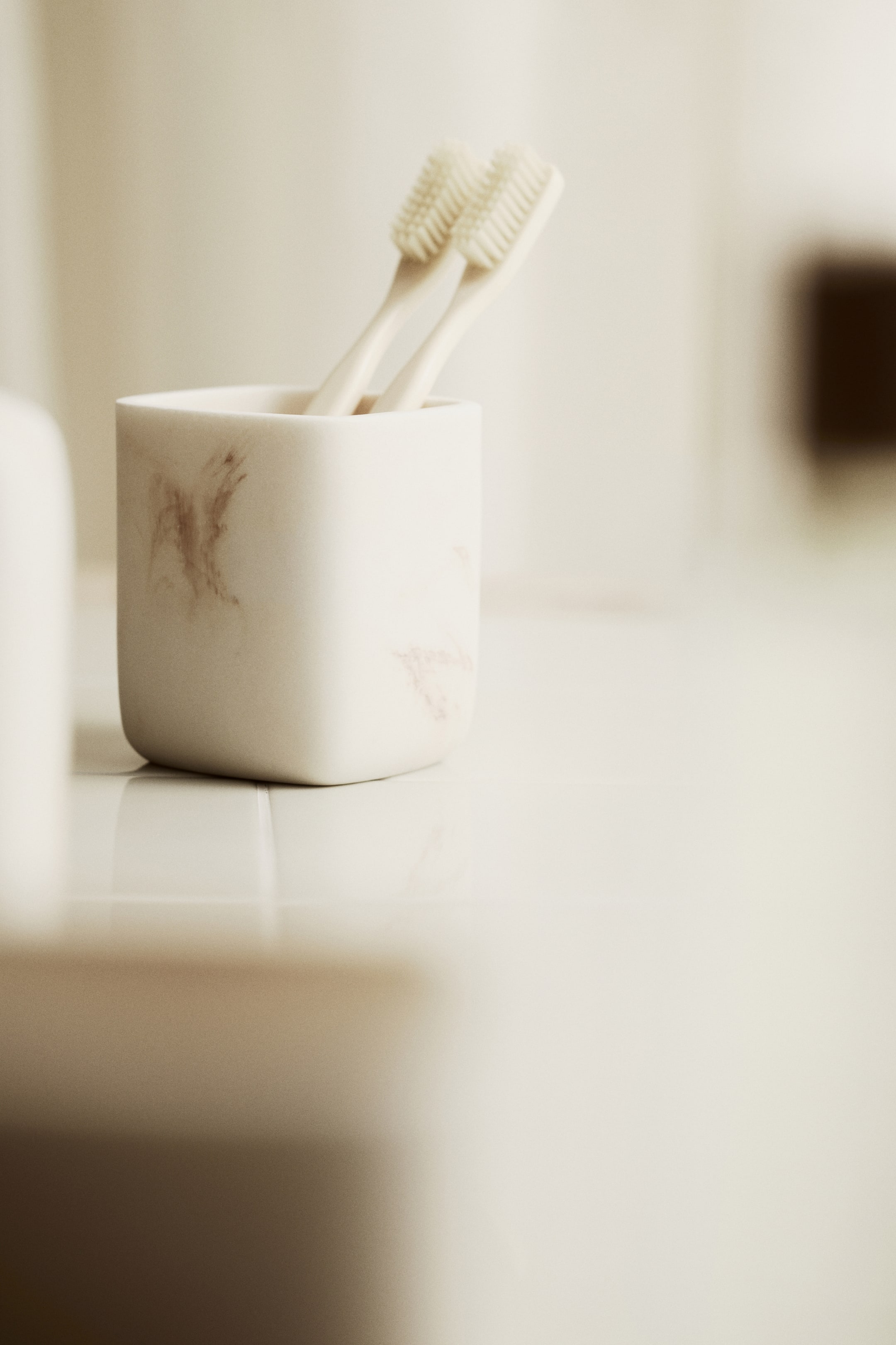 Größeres Bild anzeigen: Zahnputzbecher - Hellbeige - Home All | H&M AT 1