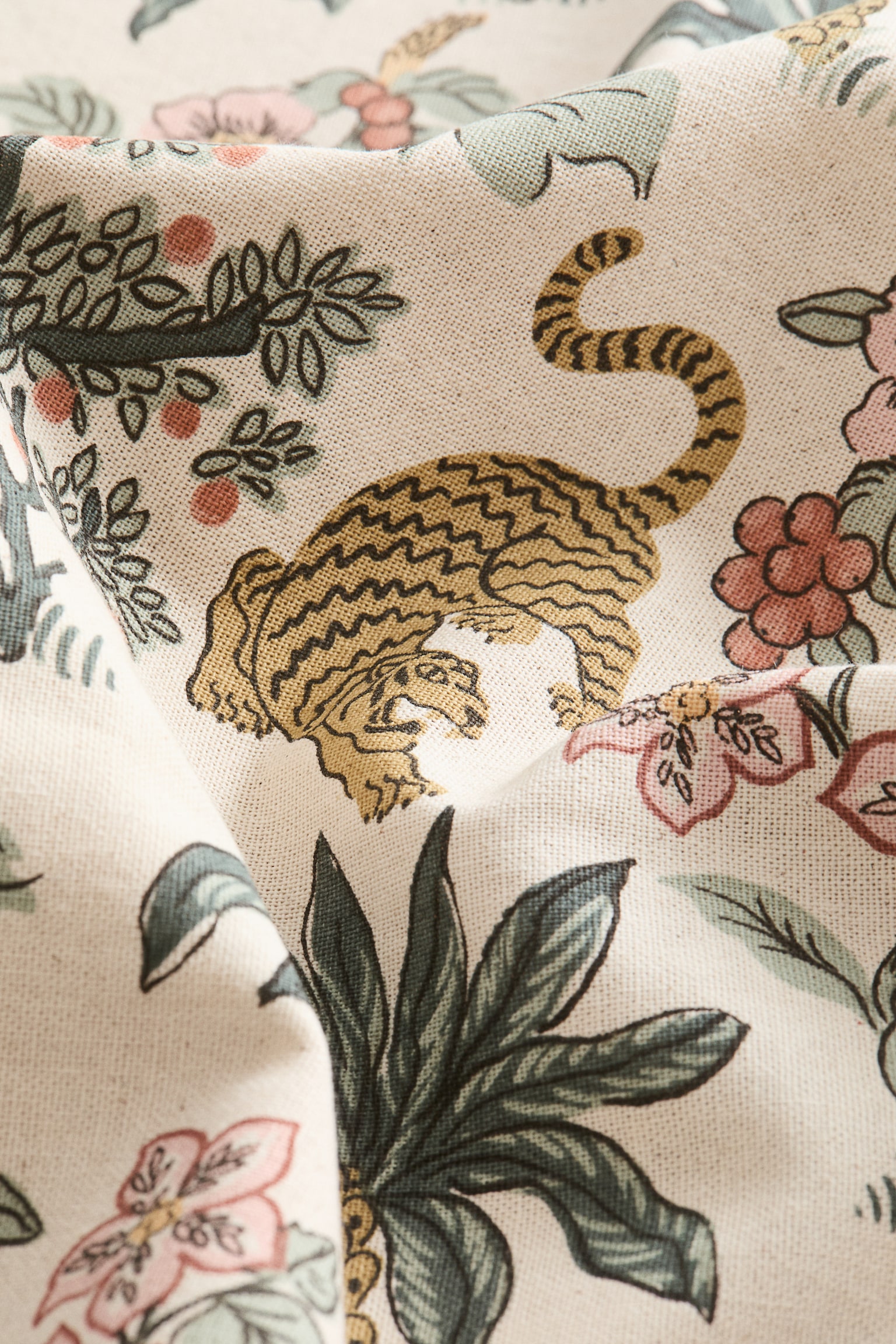 Patterned canvas cushion cover - Light beige/Patterned/Light beige/Floral - 2