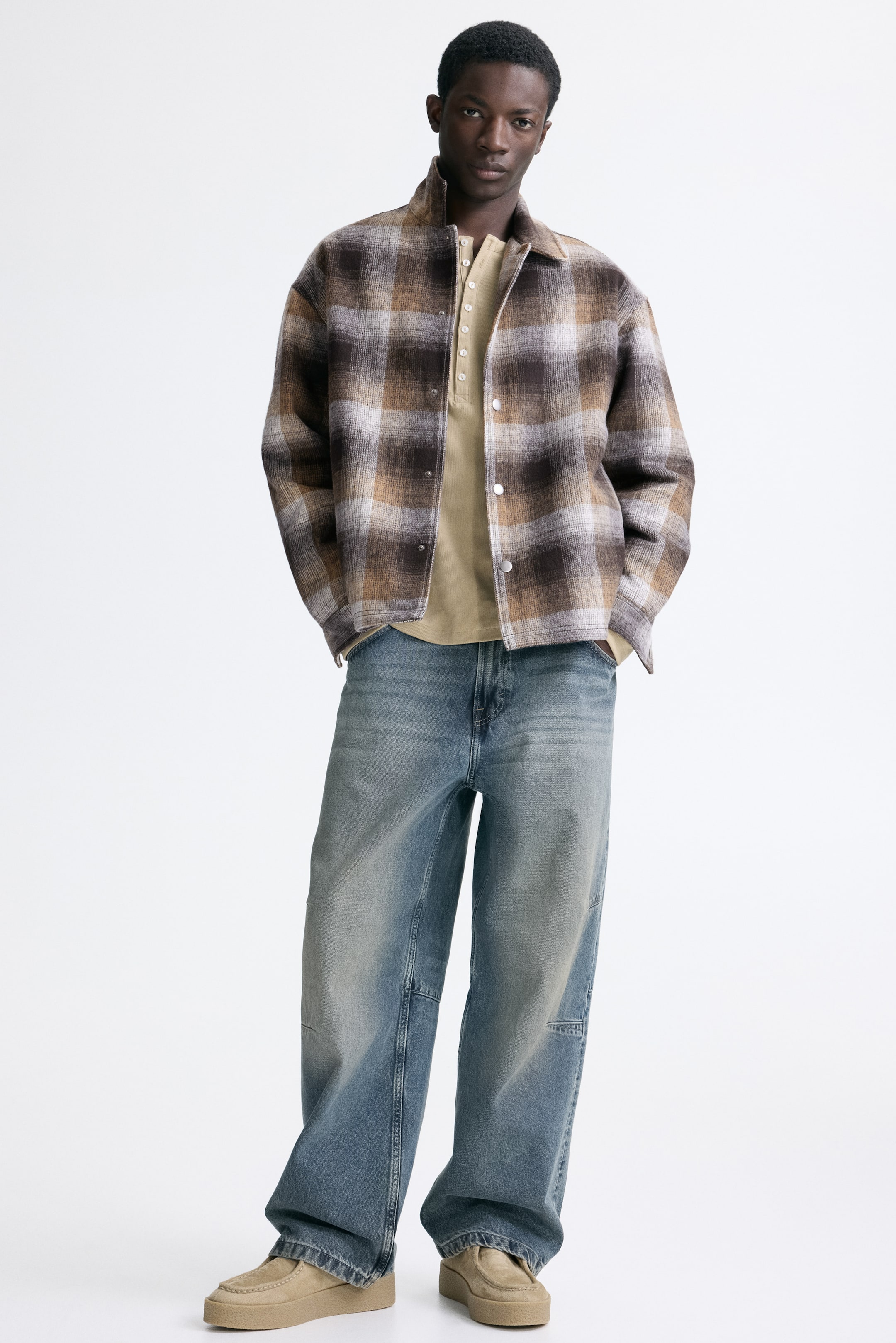 הצגת תמונה גדולה יותר: חולצת ז'קט Relaxed Fit - חום/משבצות - Men | H&M IL 2