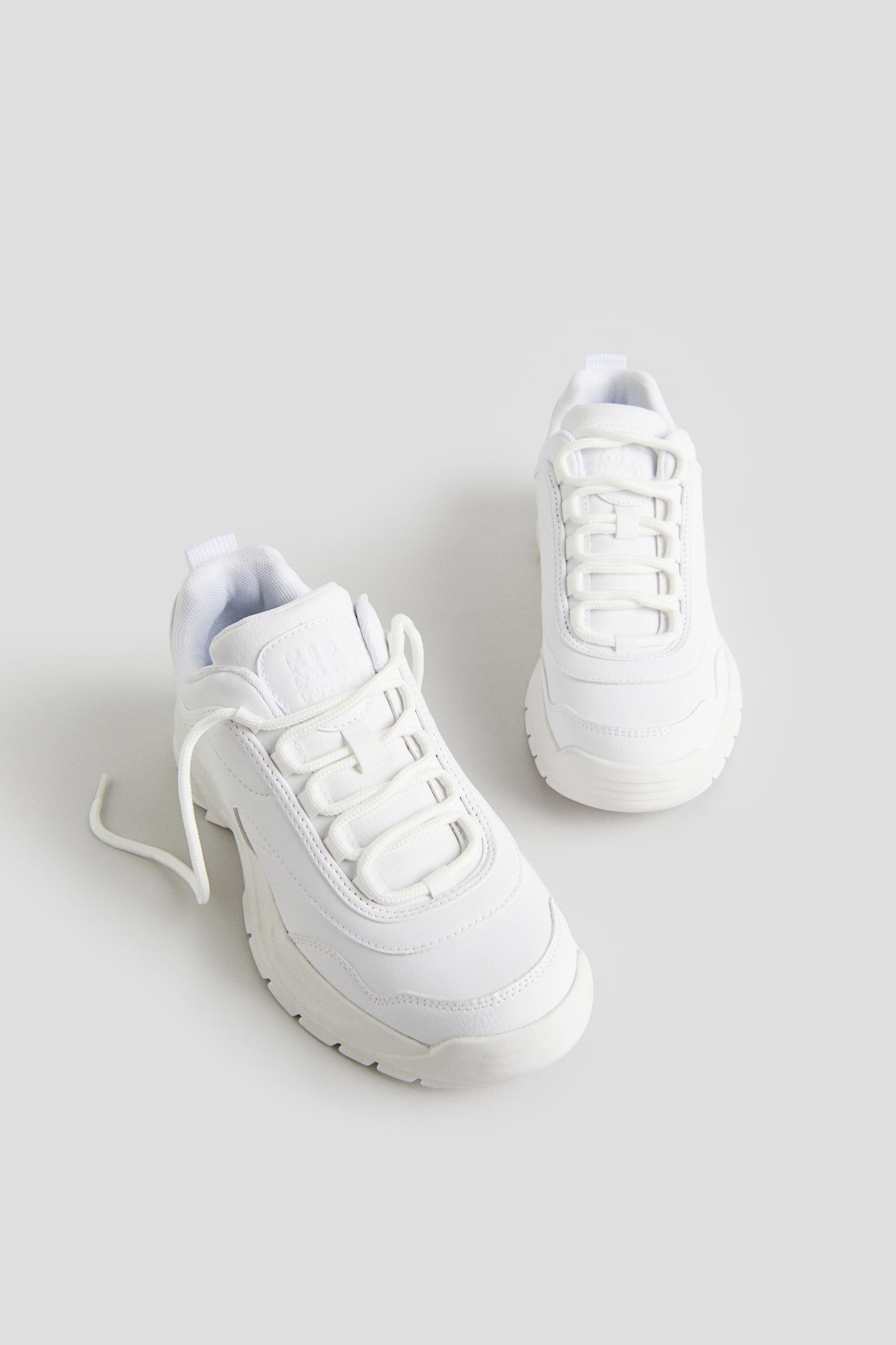 Trainers - White - 4