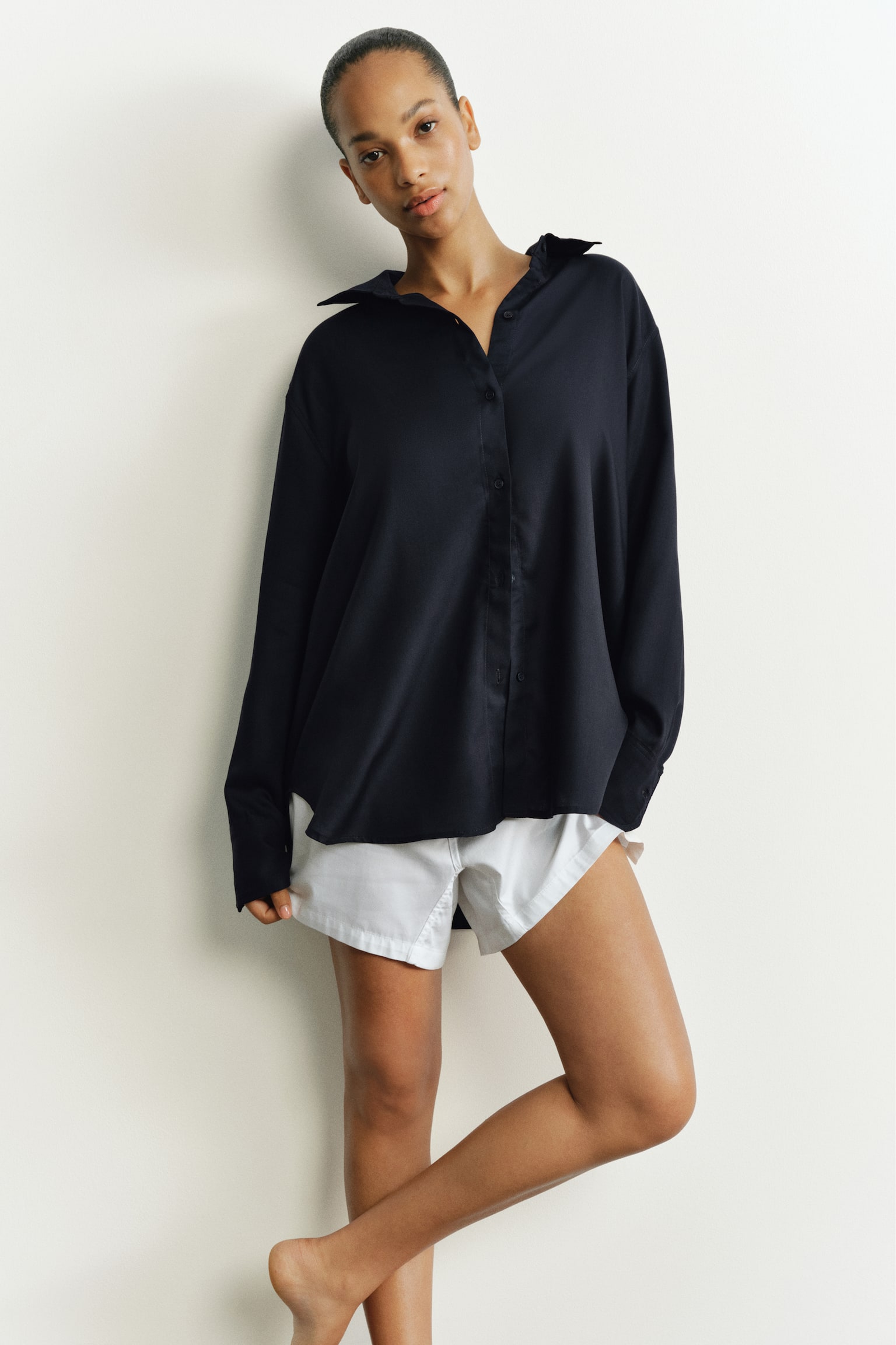 Женская рубашка H&M Lyocell Twill, цвет: Тёмно-синий — фото 3