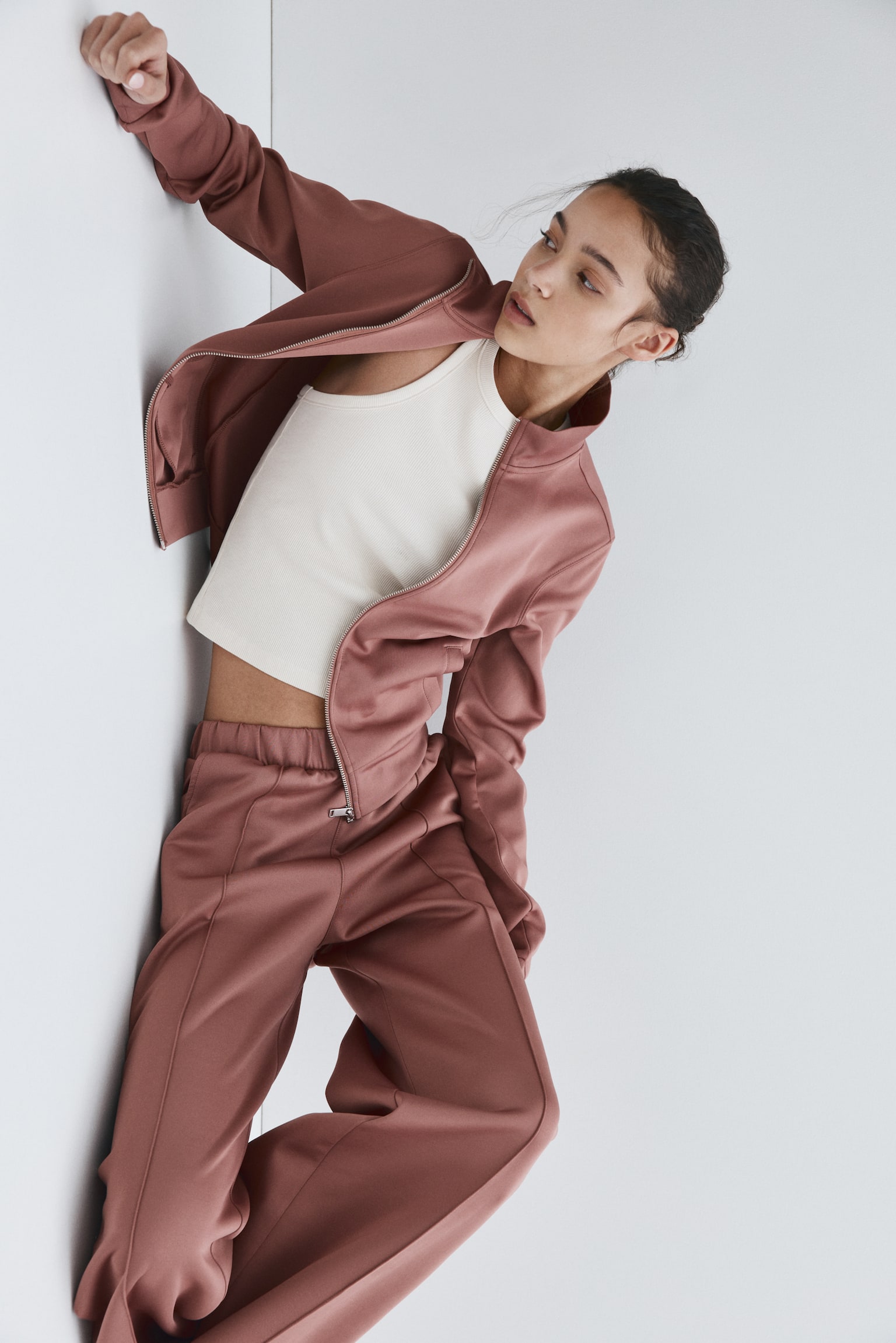 Crease-Front Pull-On Pants - Dusty rose/Navy blue/Truffle gray - 4