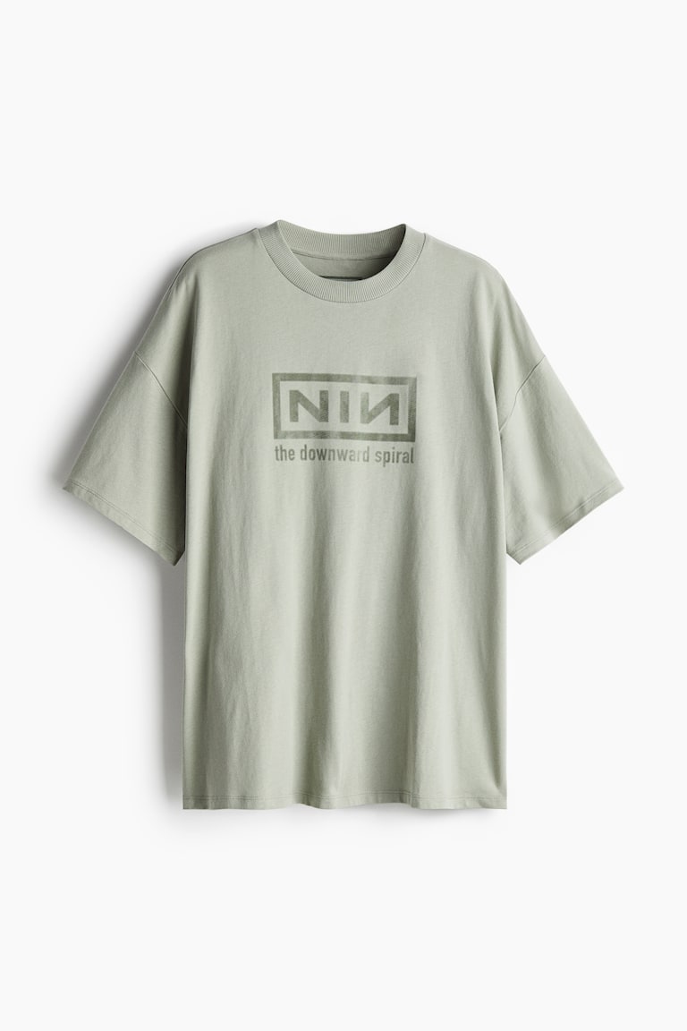 Oversized Printed T-shirt - Dusty green/Nine Inch Nails - Ladies 