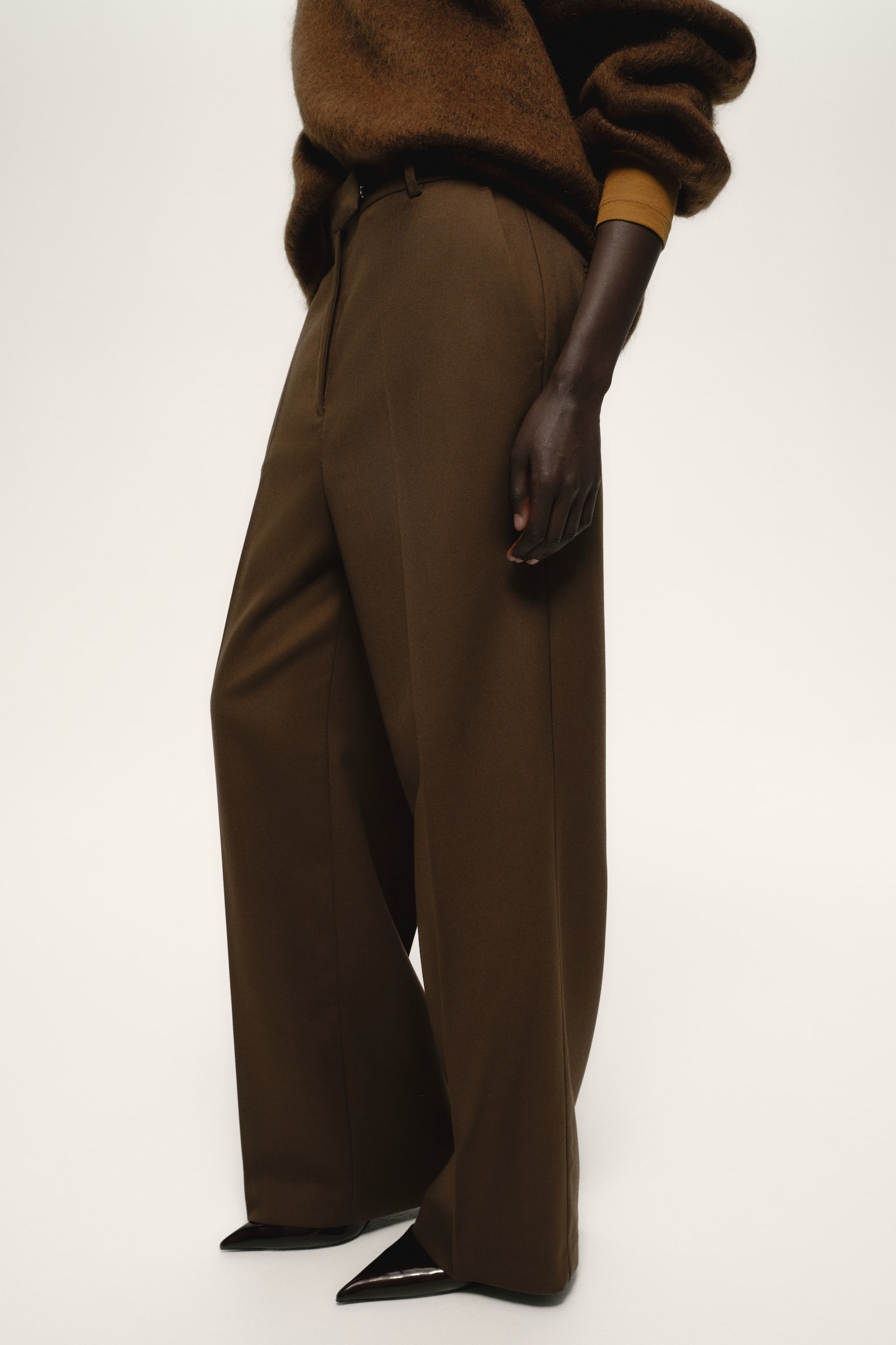 High-waisted tailored trousers - Brown/Cream - 3