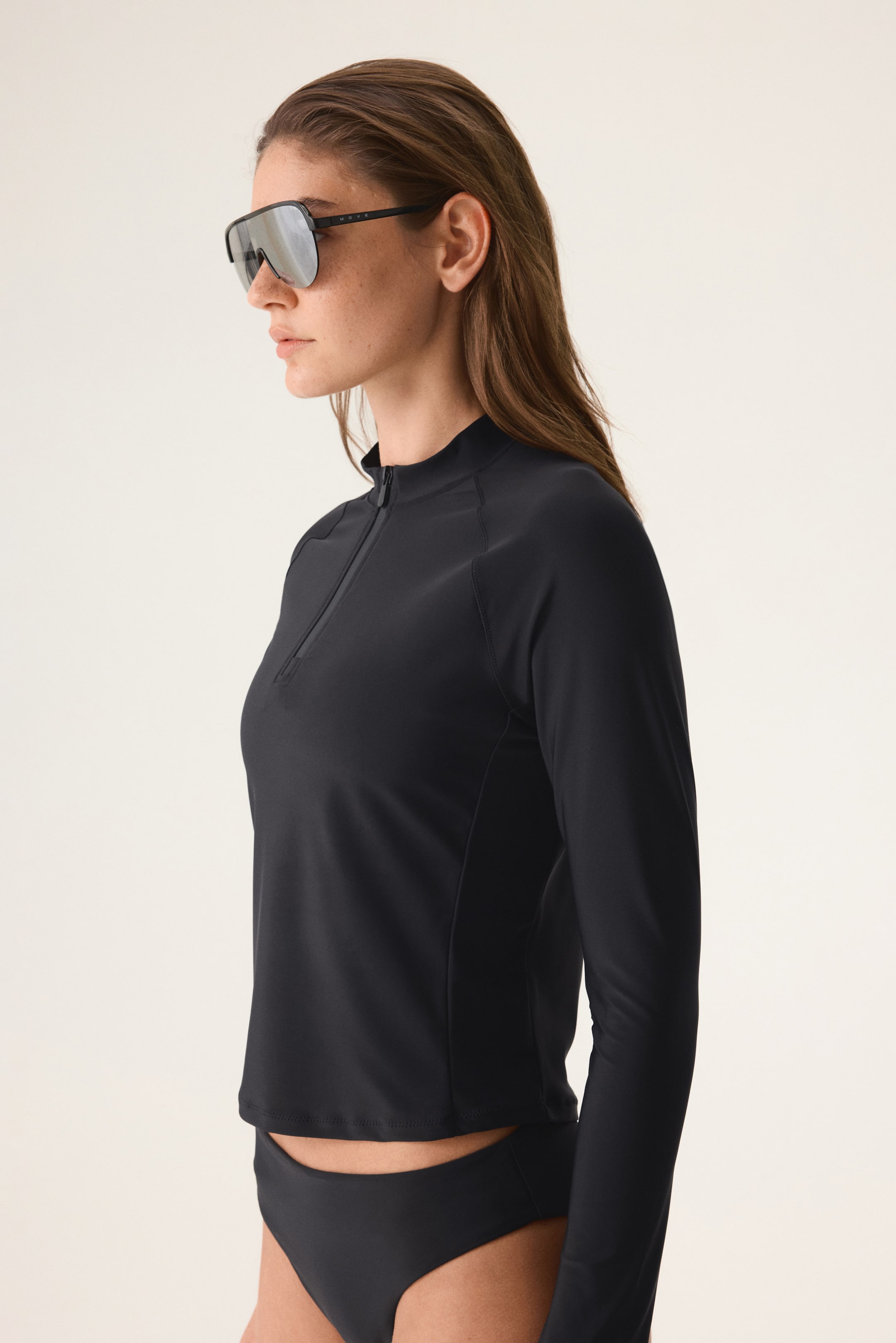 Женские рубашки H&M UV-Protective Swim Shirt with Lycra® Xtra Life™ — фото 9