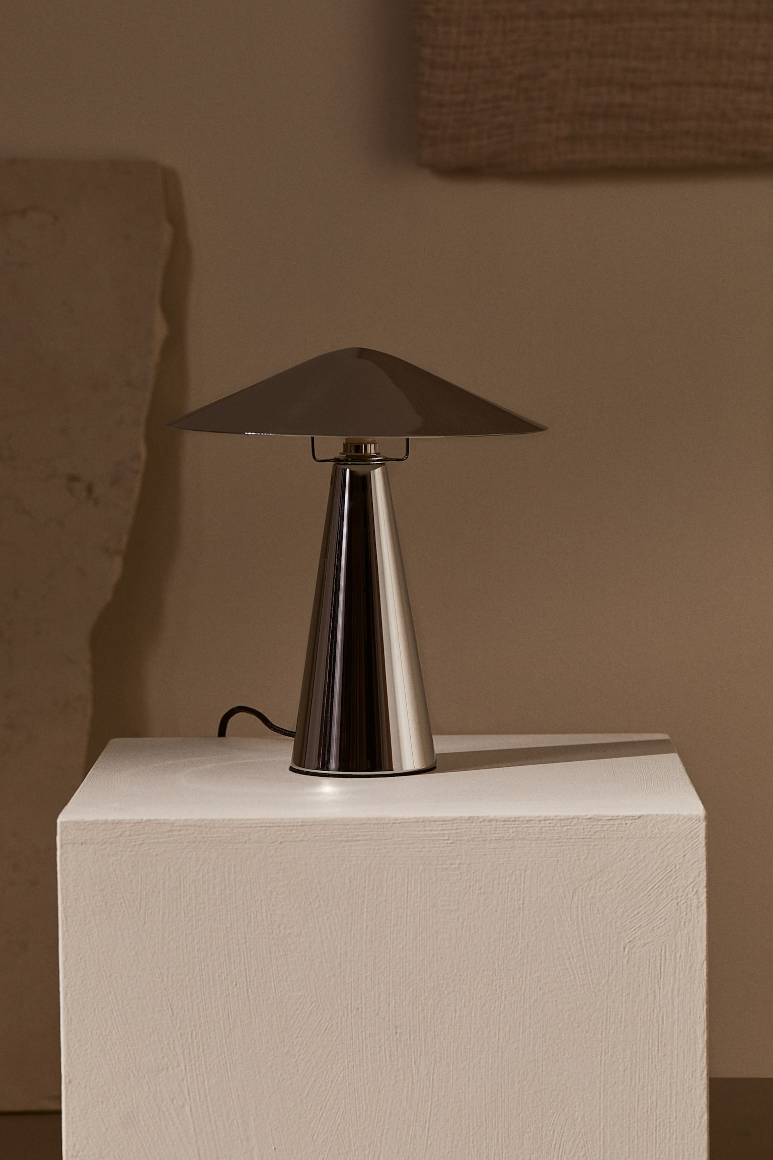 Metal table lamp - Silver-coloured/Brown/Black/Pink/Light greige/Light green/Light purple - 2