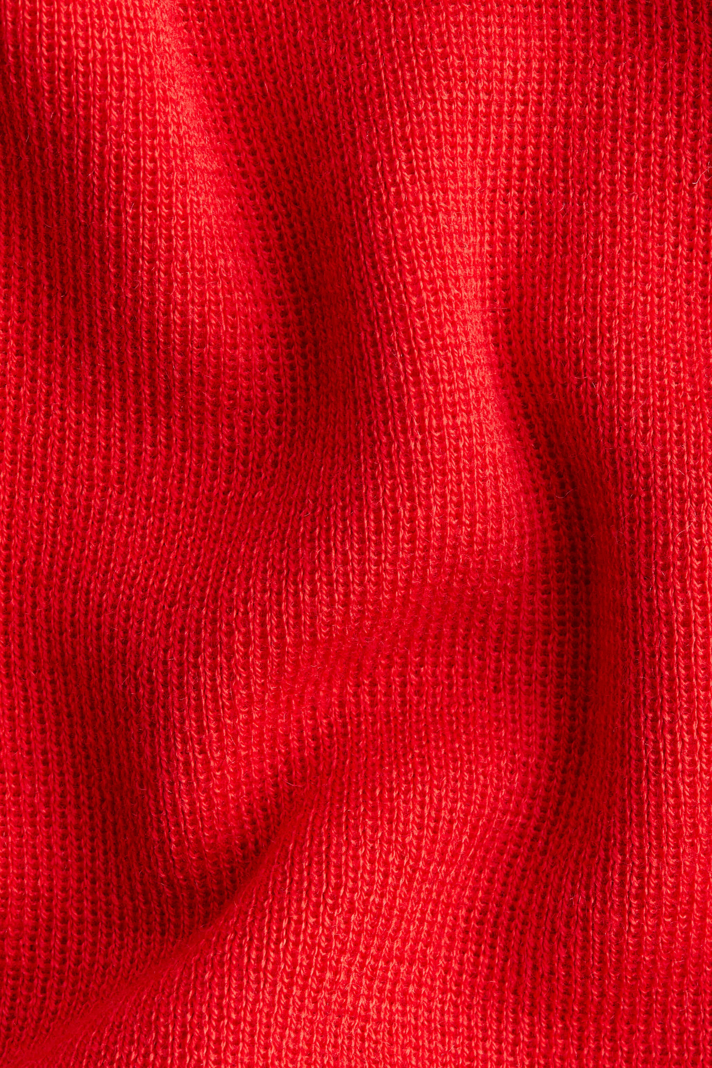 Off-the-shoulder jumper