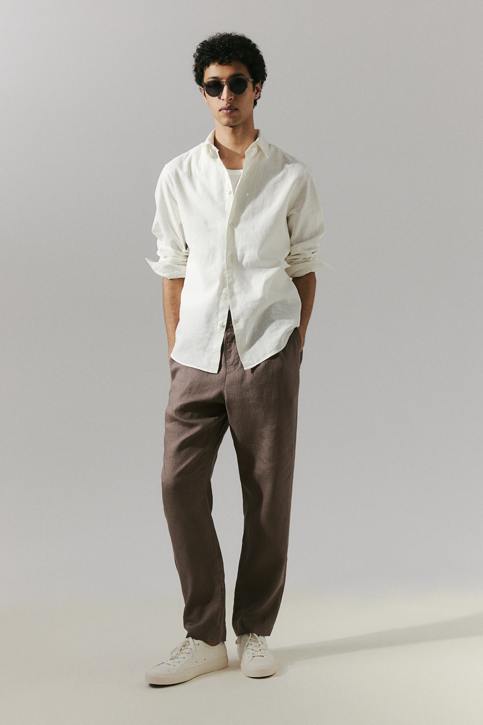 Regular Fit Linen trousers - Dark beige/Black/Cream/Dark sage green/Navy blue - 4