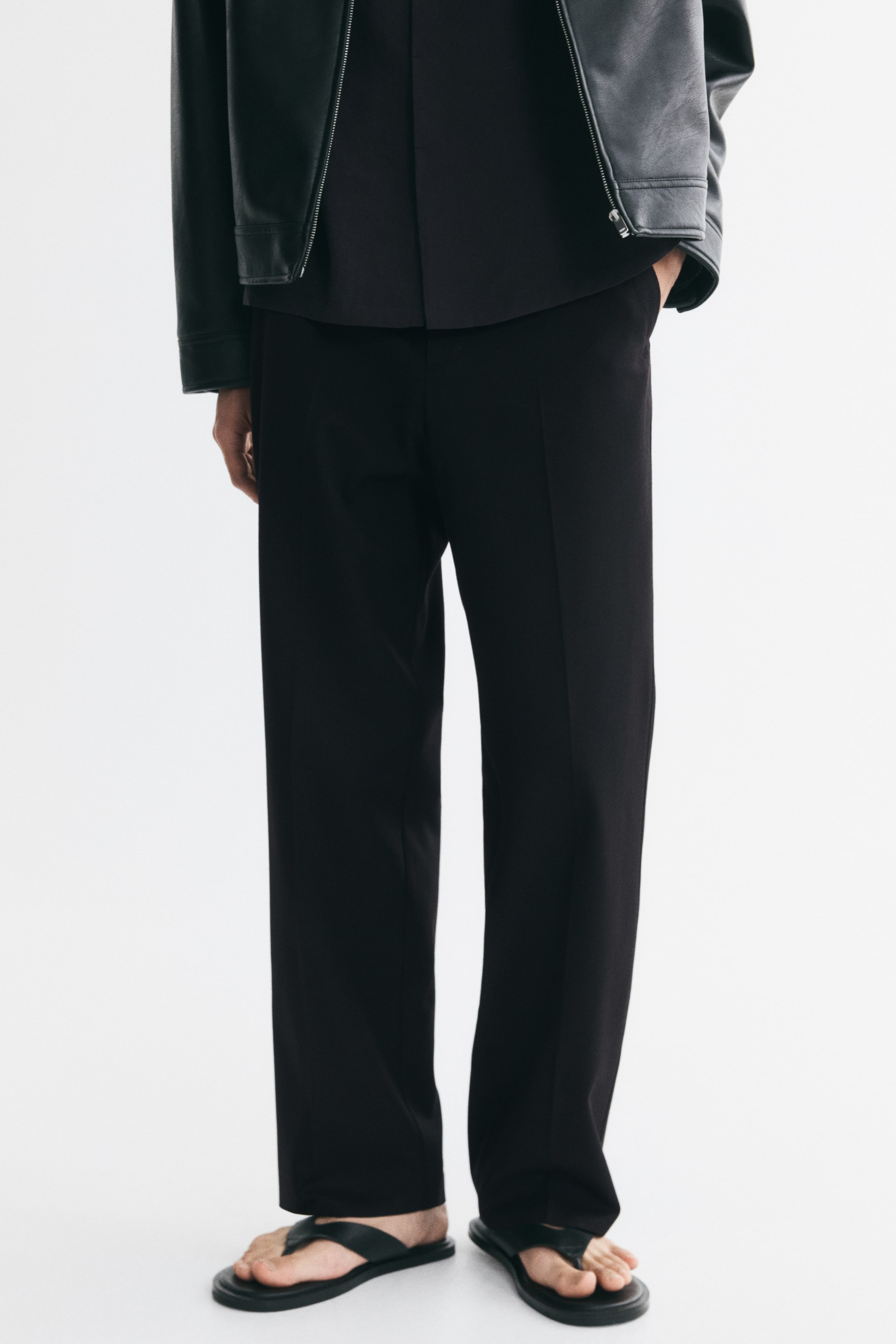 Relaxed-Fit Wide-Leg Tailored Pants