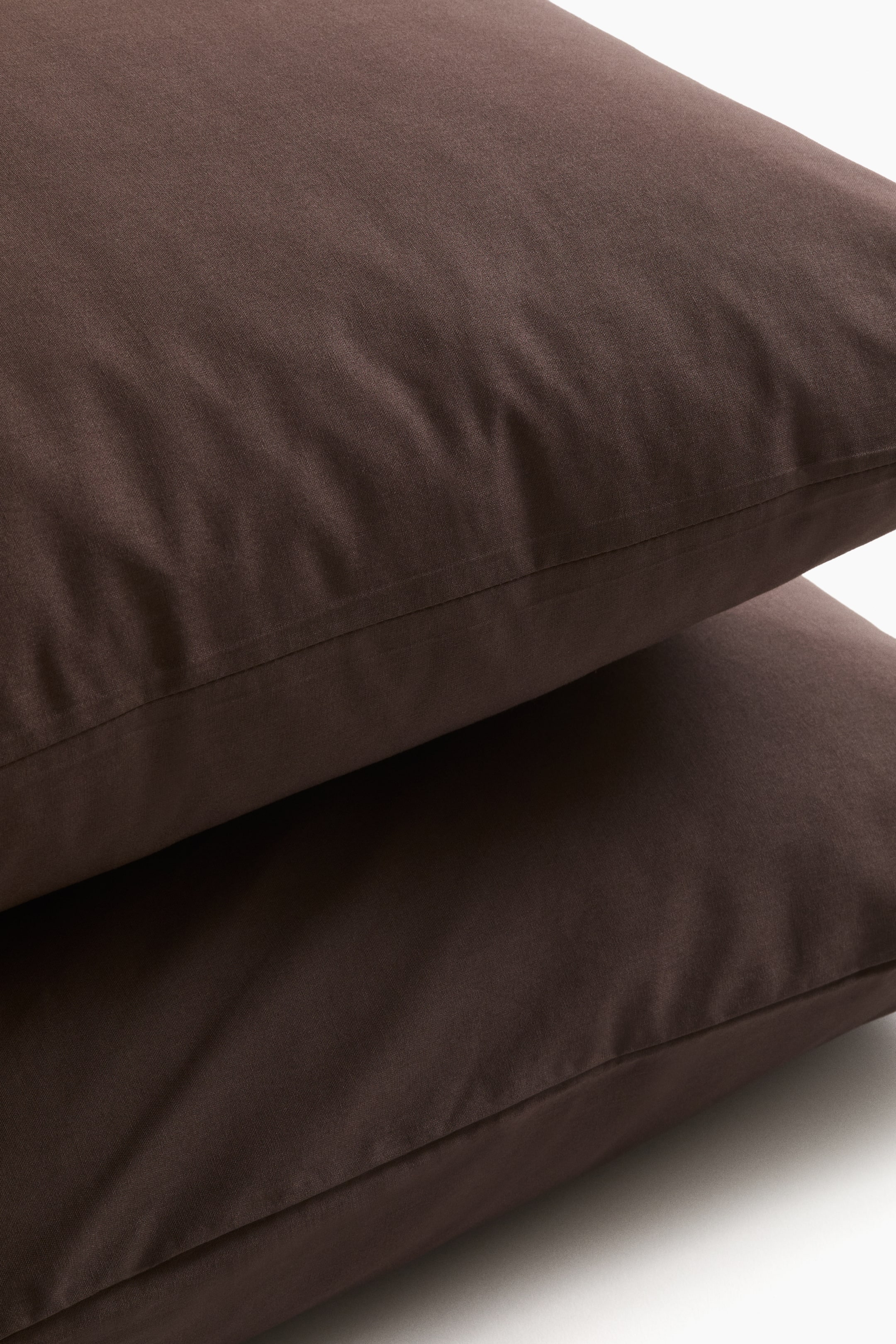 2-Pack Cotton Pillowcases