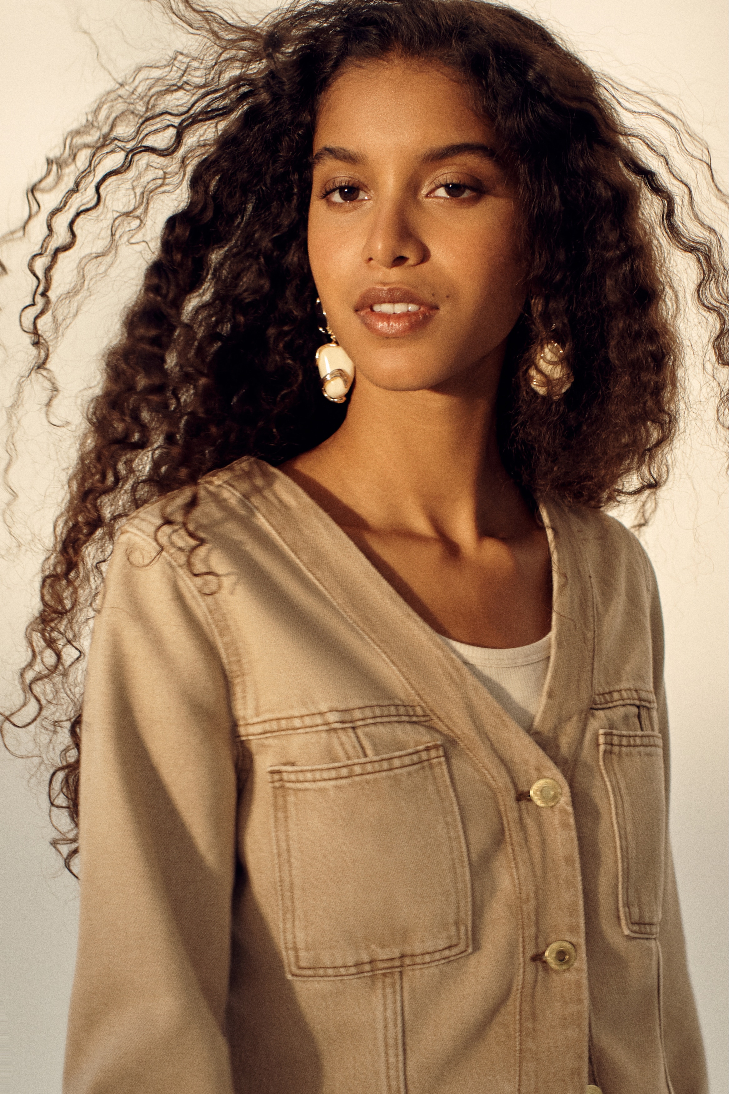 Strukirana teksas jakna - Bež