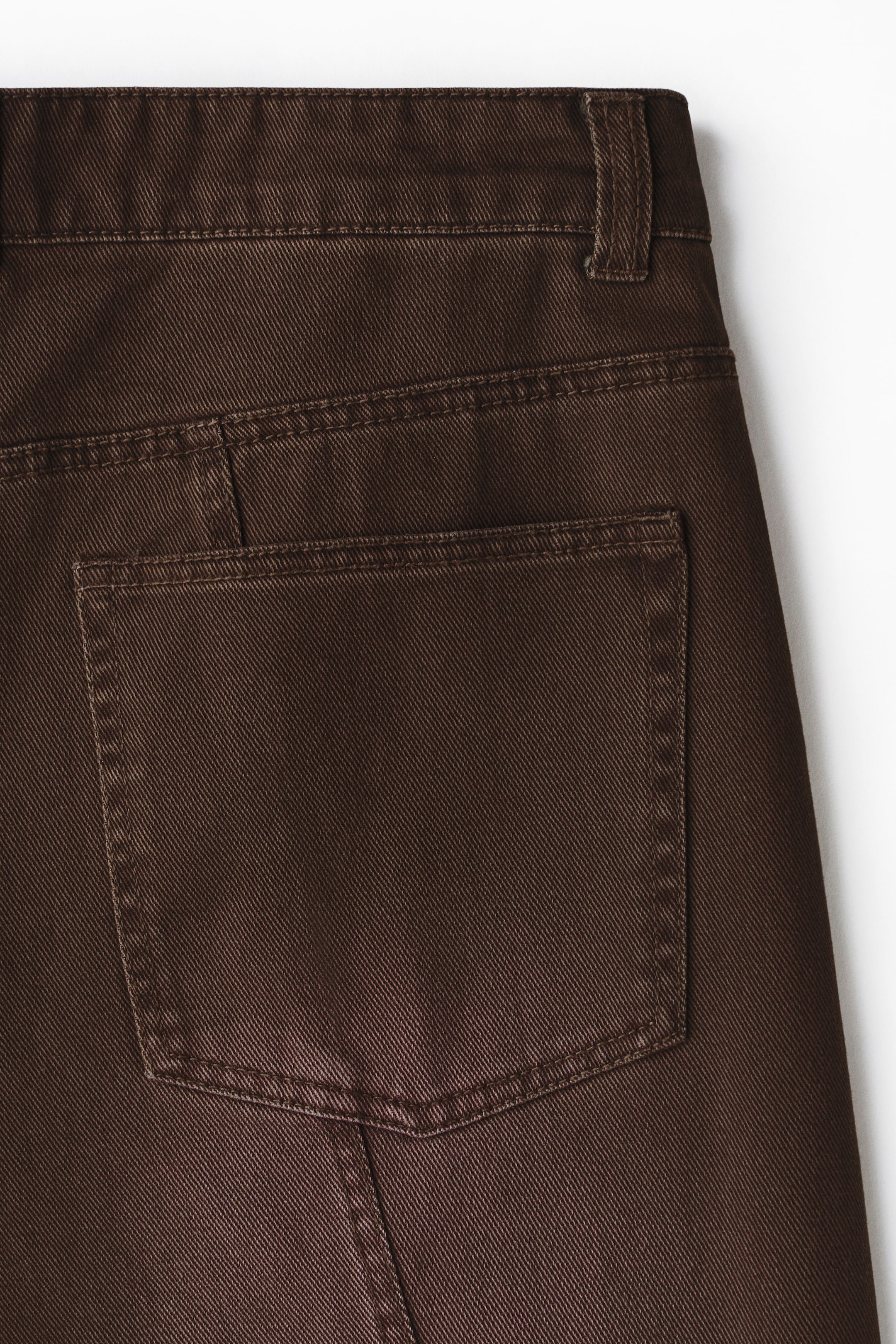 Loose-Fit Wide-Leg Twisted-Seam Jeans