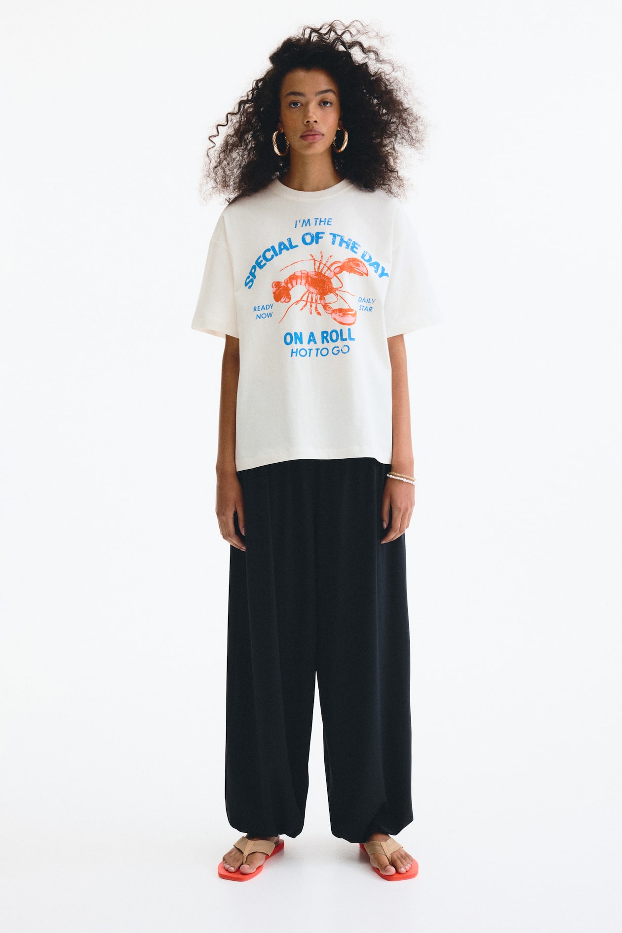 Oversized T-Shirt with Printed Motif - image 2