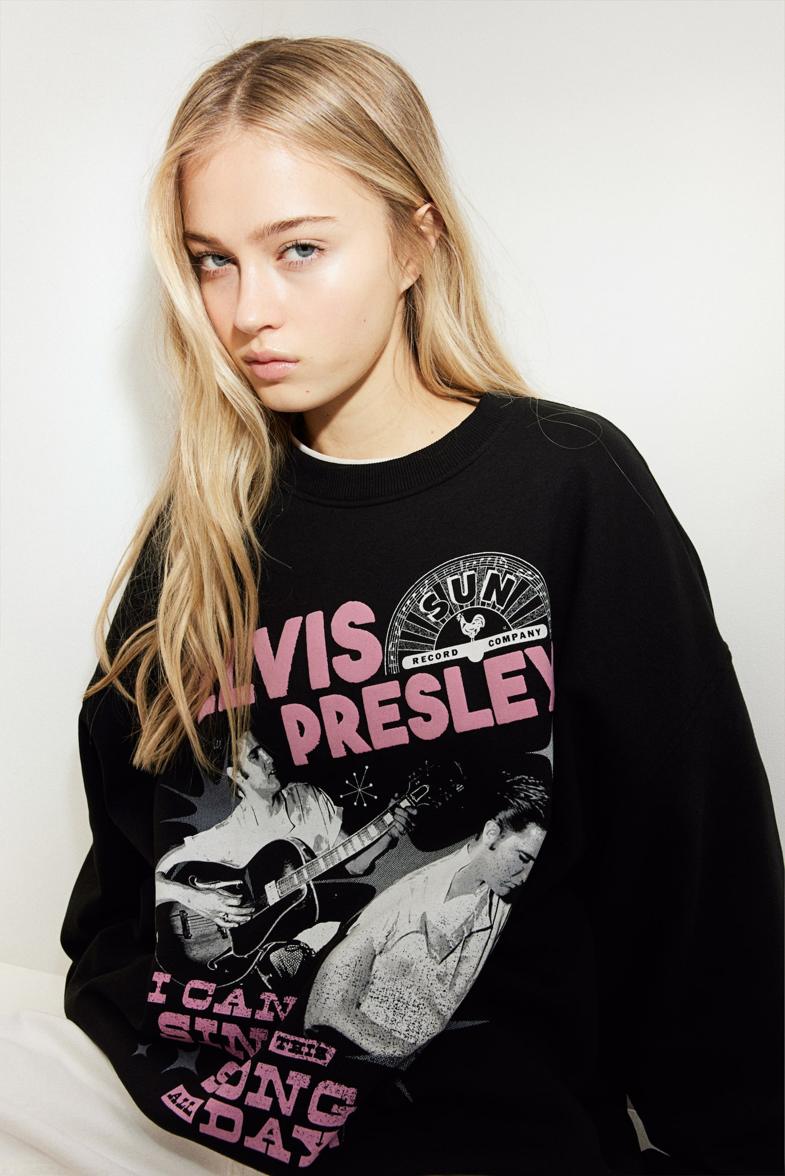 Oversized Printed Sweatshirt - Black/Elvis Presley - Ladies | H&M US