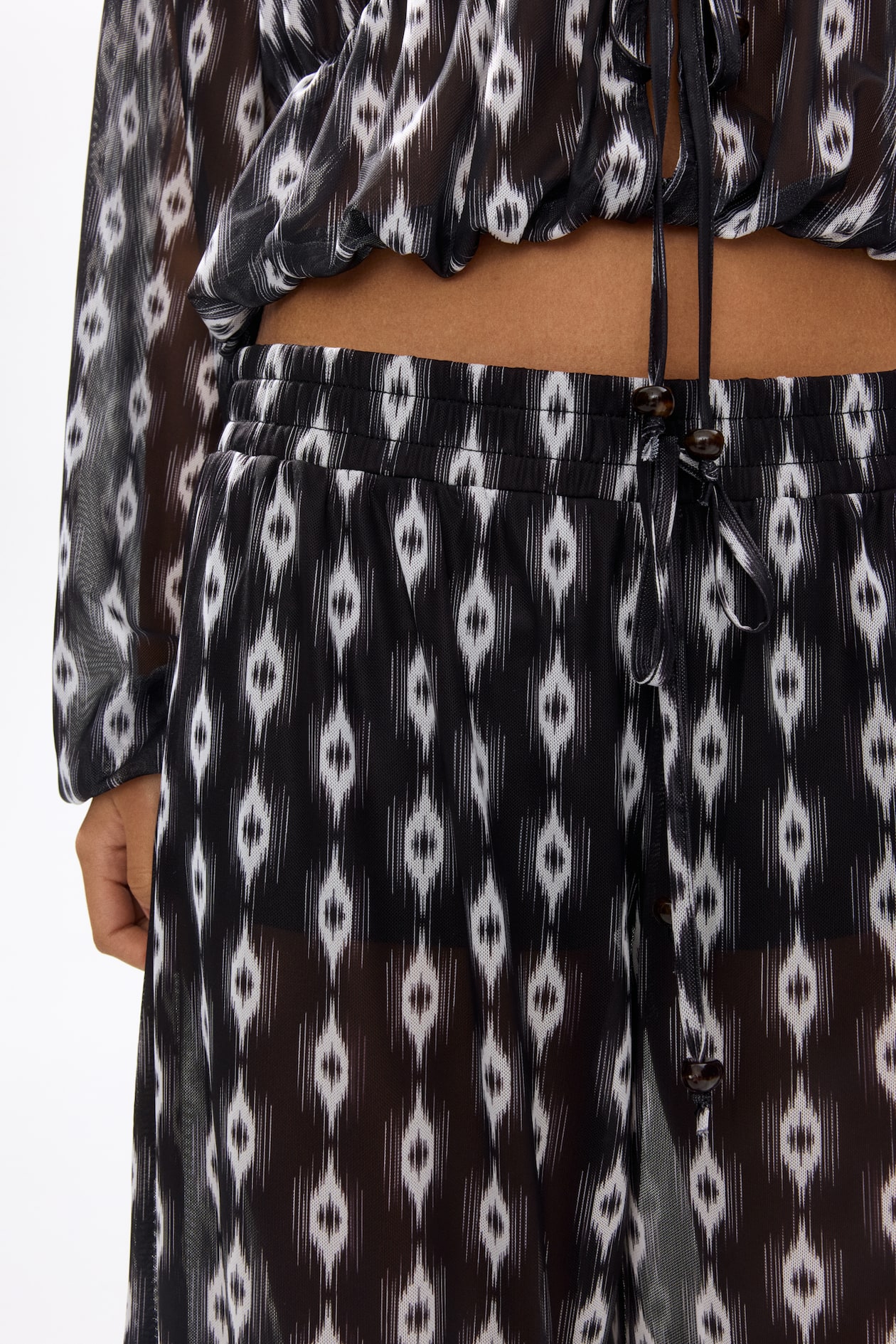 Mesh Balloon-Leg Pants - image 3