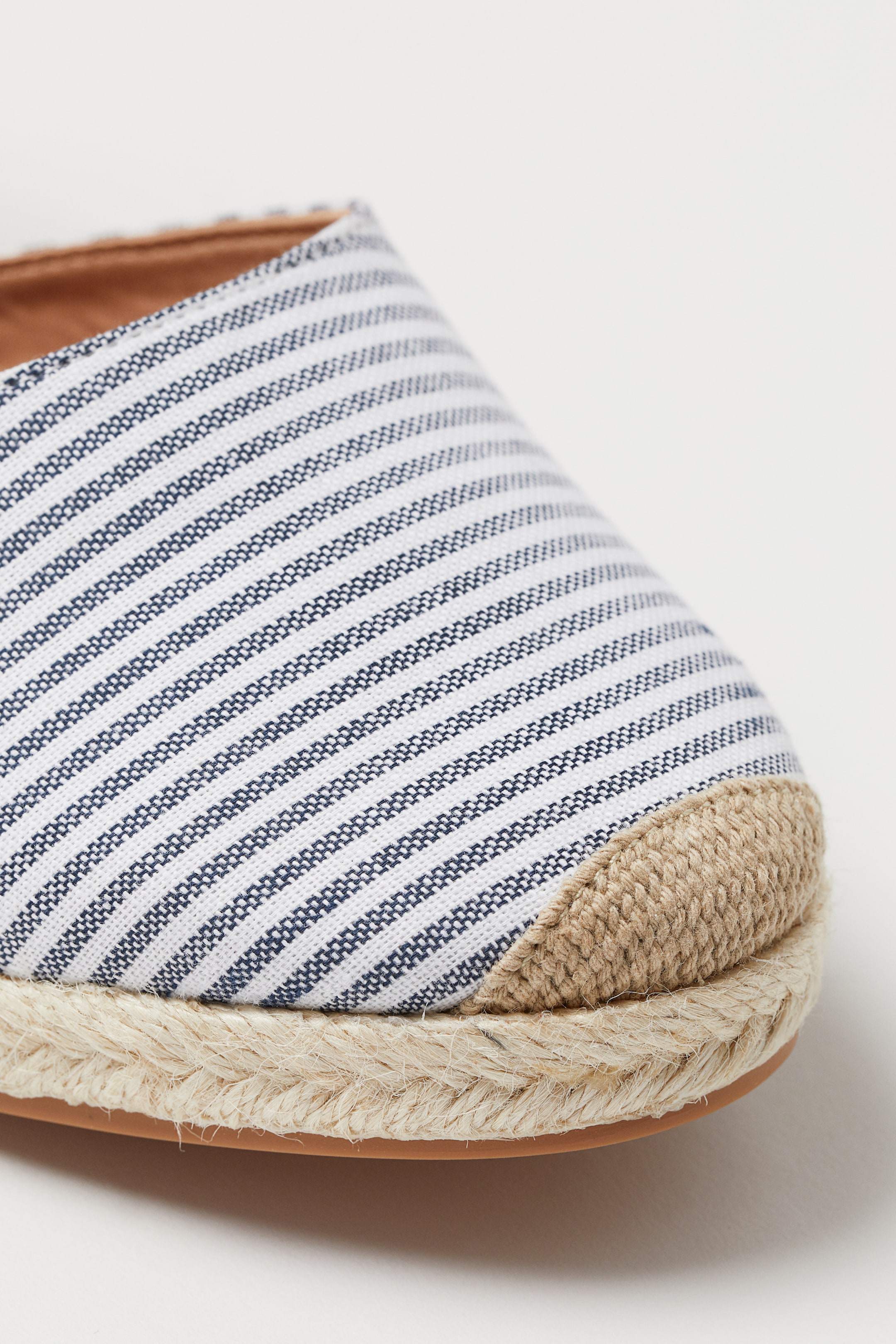 Größeres Bild ansehen: Sandaletten - Weiß/Blau gestreift - Ladies | H&M DE 3