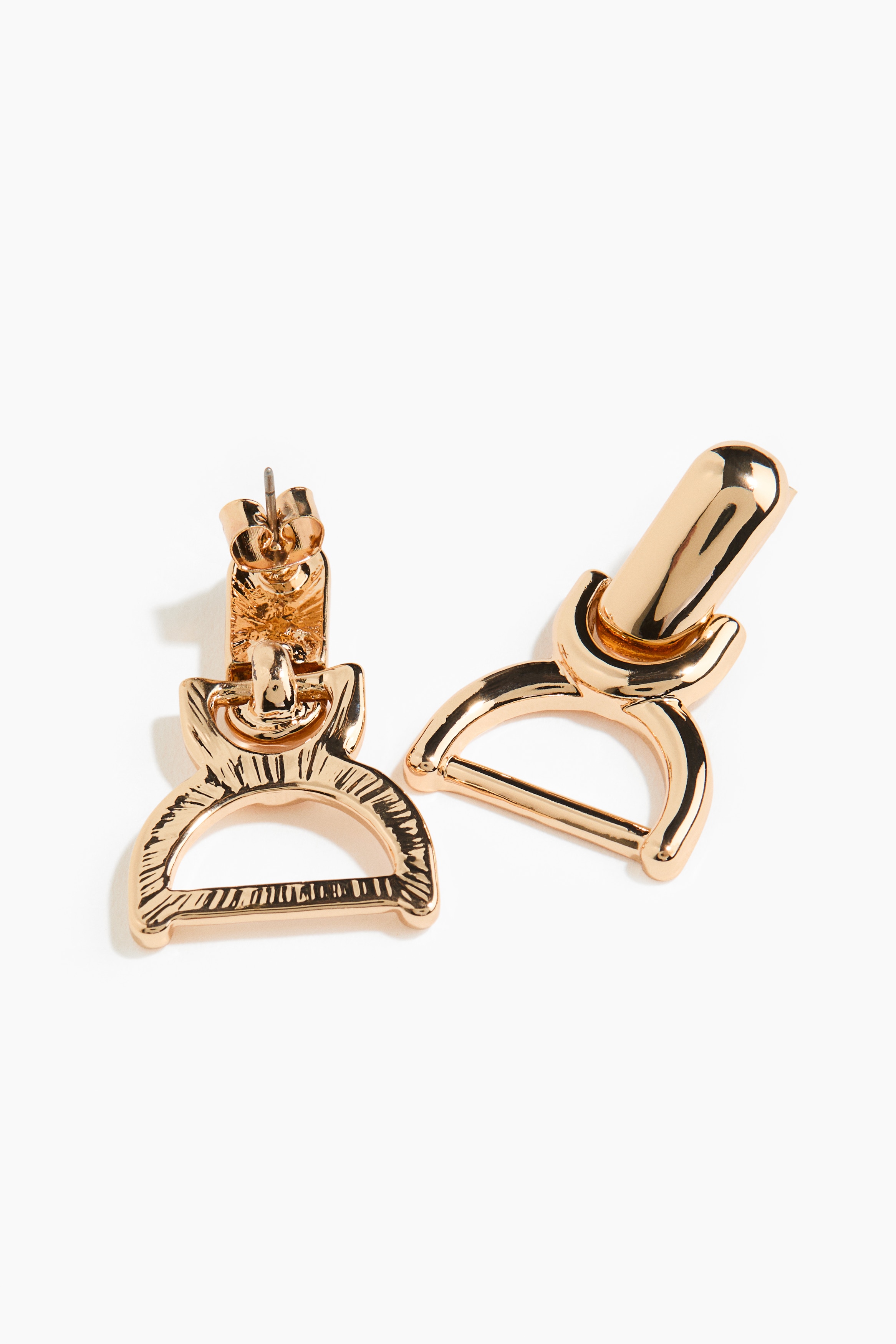 Pendant earrings