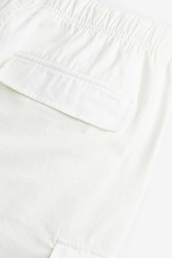 Shorts cargo in tessuto ripstop Relaxed Fit - Bianco/Verde kaki - 5