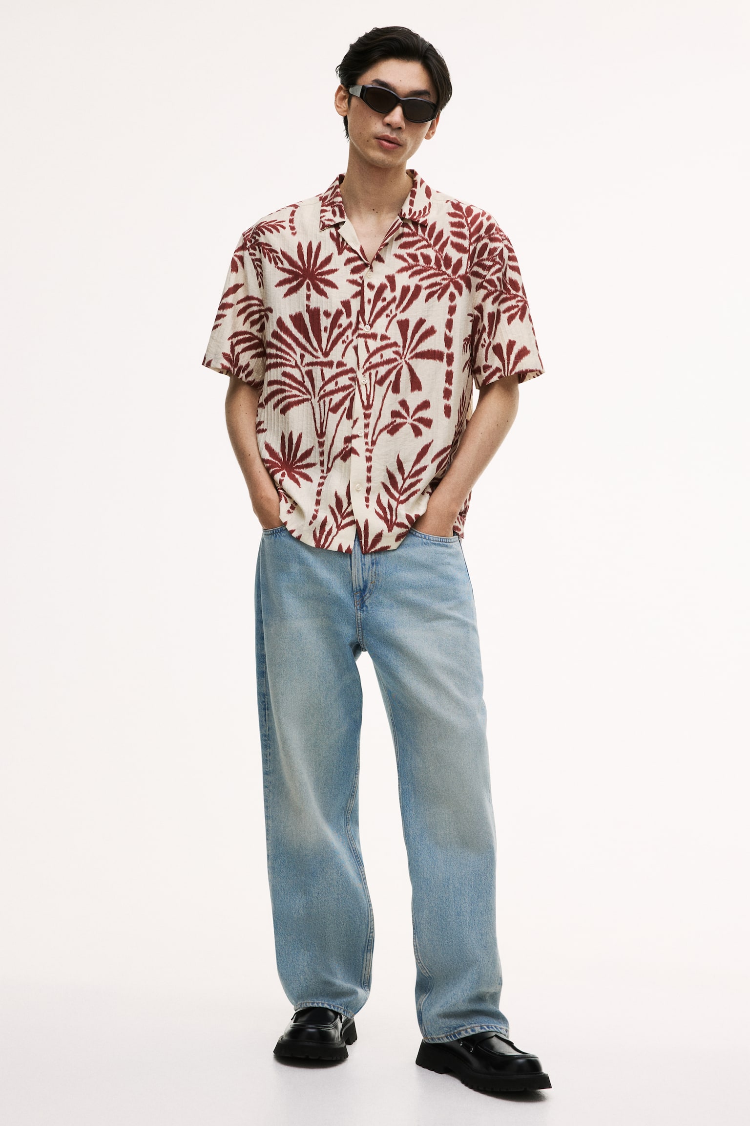 Camisa resort texturizada Regular Fit - Blanco/Rojo floreado/Blanco/Flores verdes/Azul marino/Floreado - 5